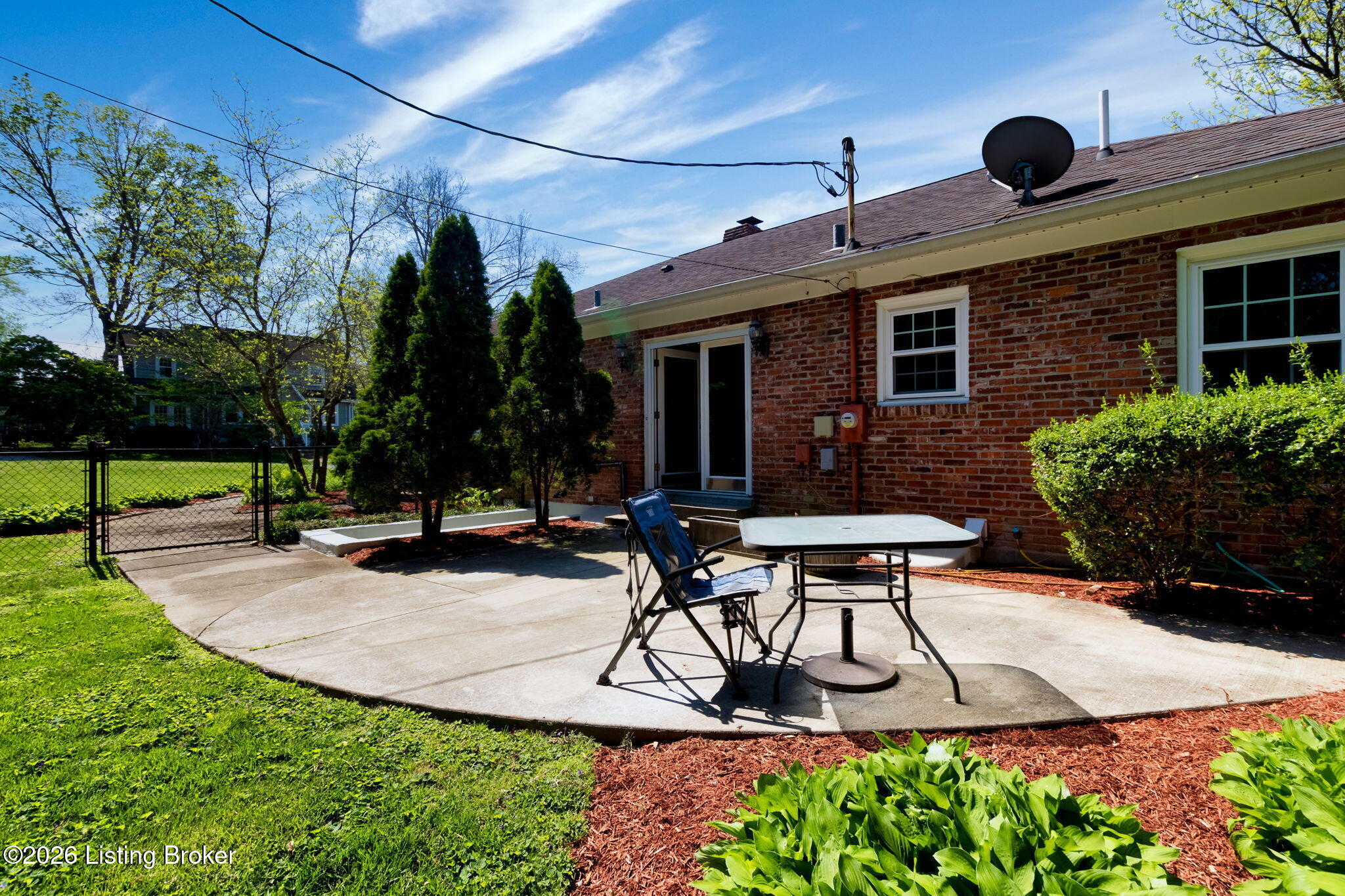 401 Winton Ln