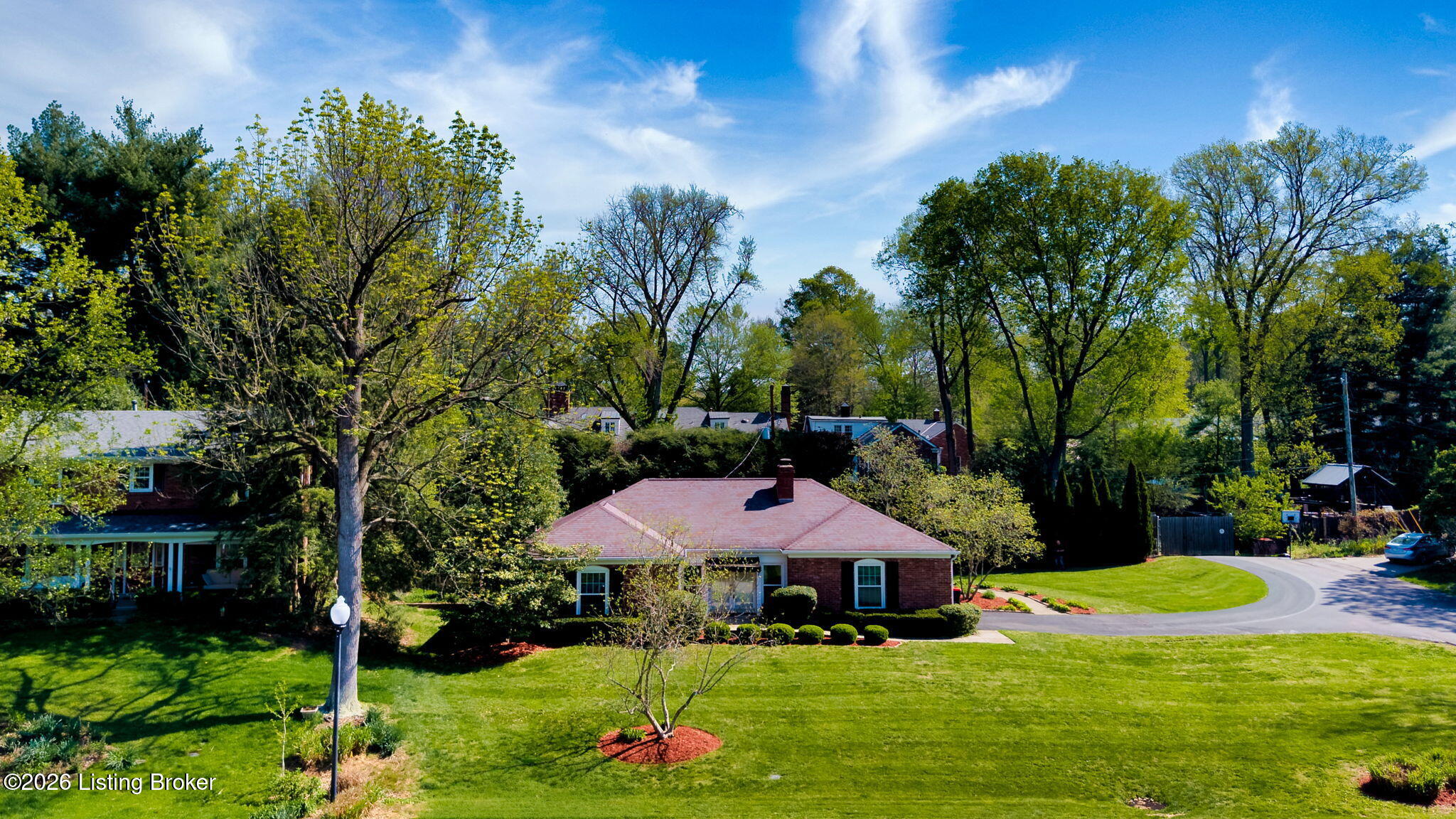 401 Winton Ln