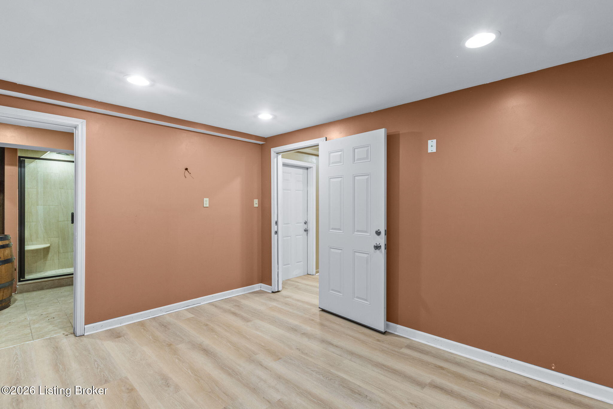 401 Winton Ln