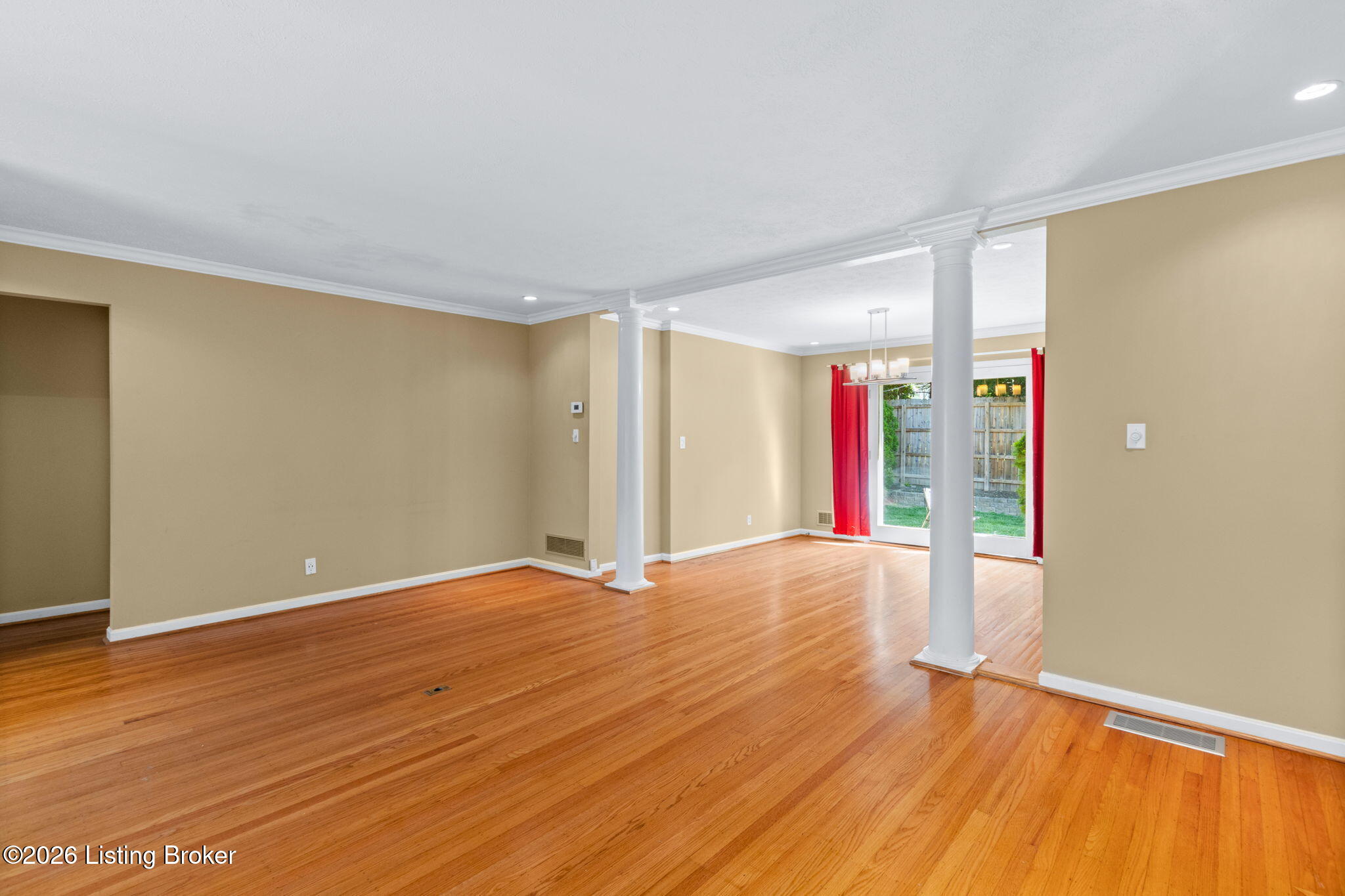 401 Winton Ln