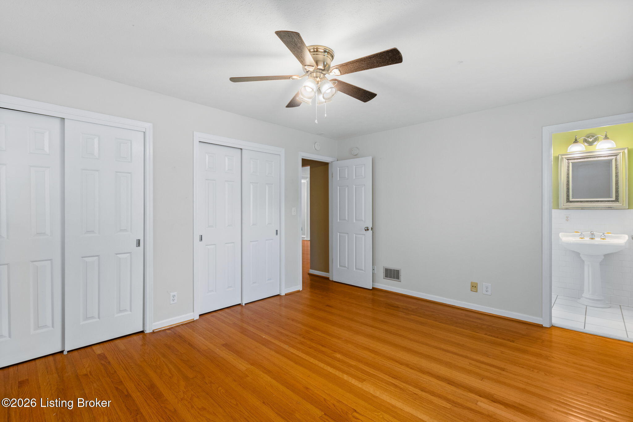 401 Winton Ln
