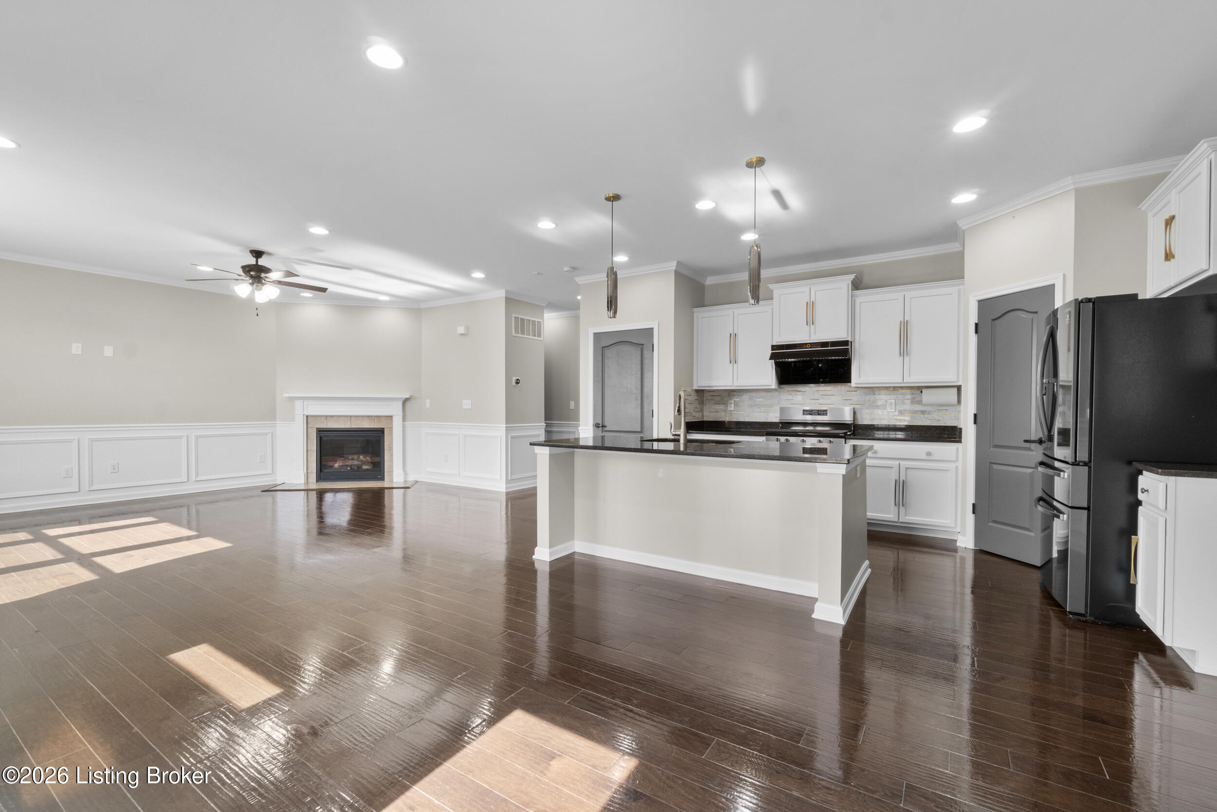 16212 Rockcrest View Ln