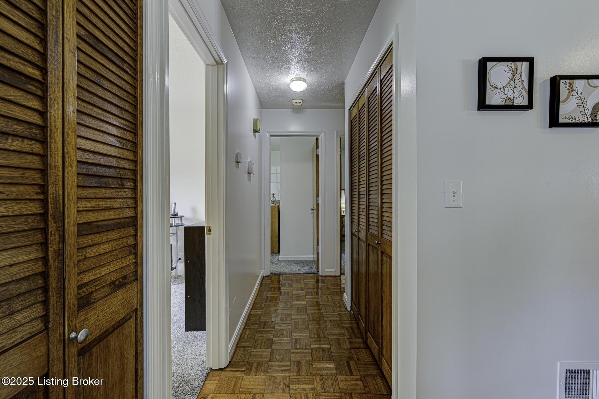 10103 Blue Creek Dr