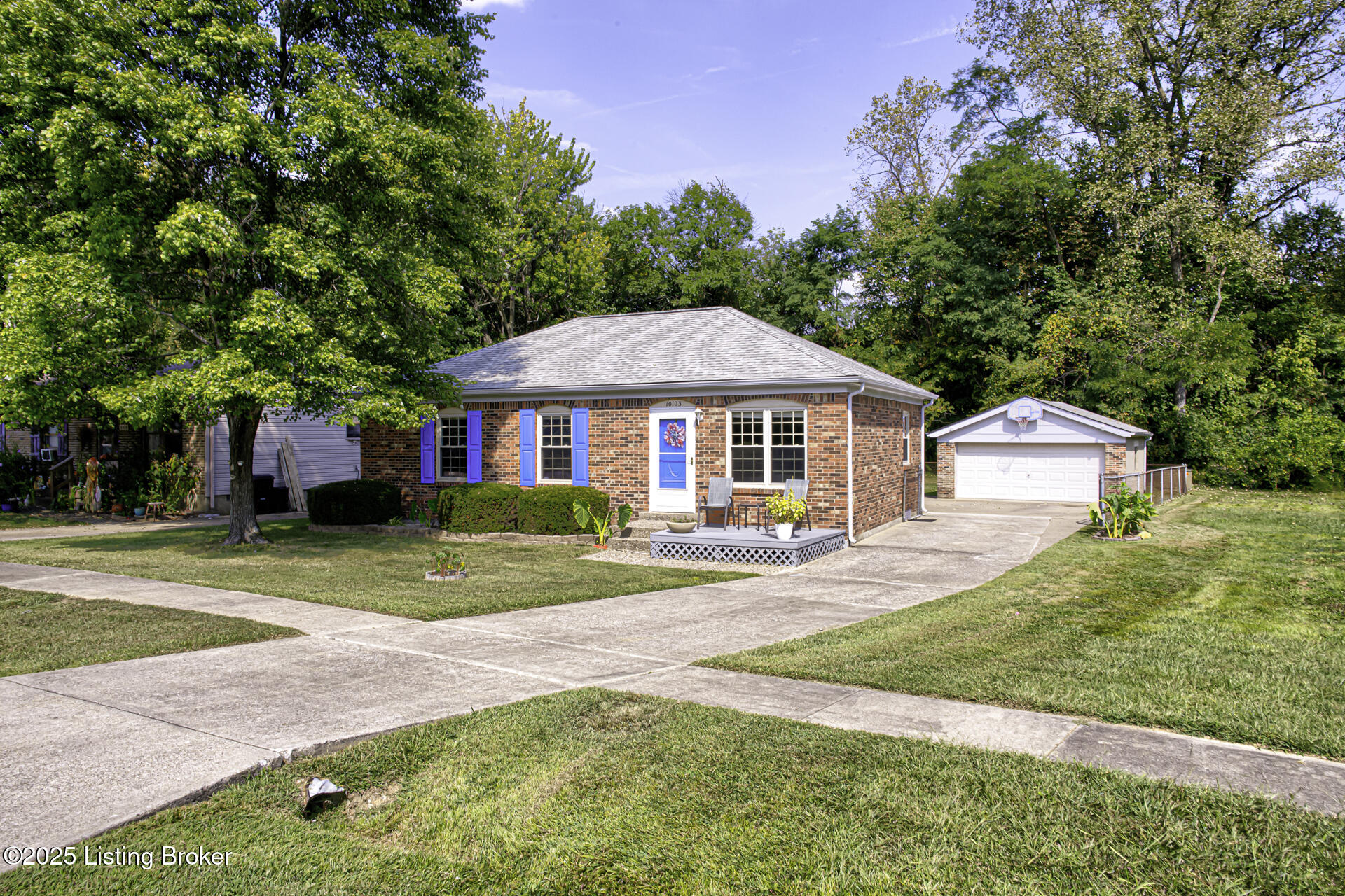 10103 Blue Creek Dr