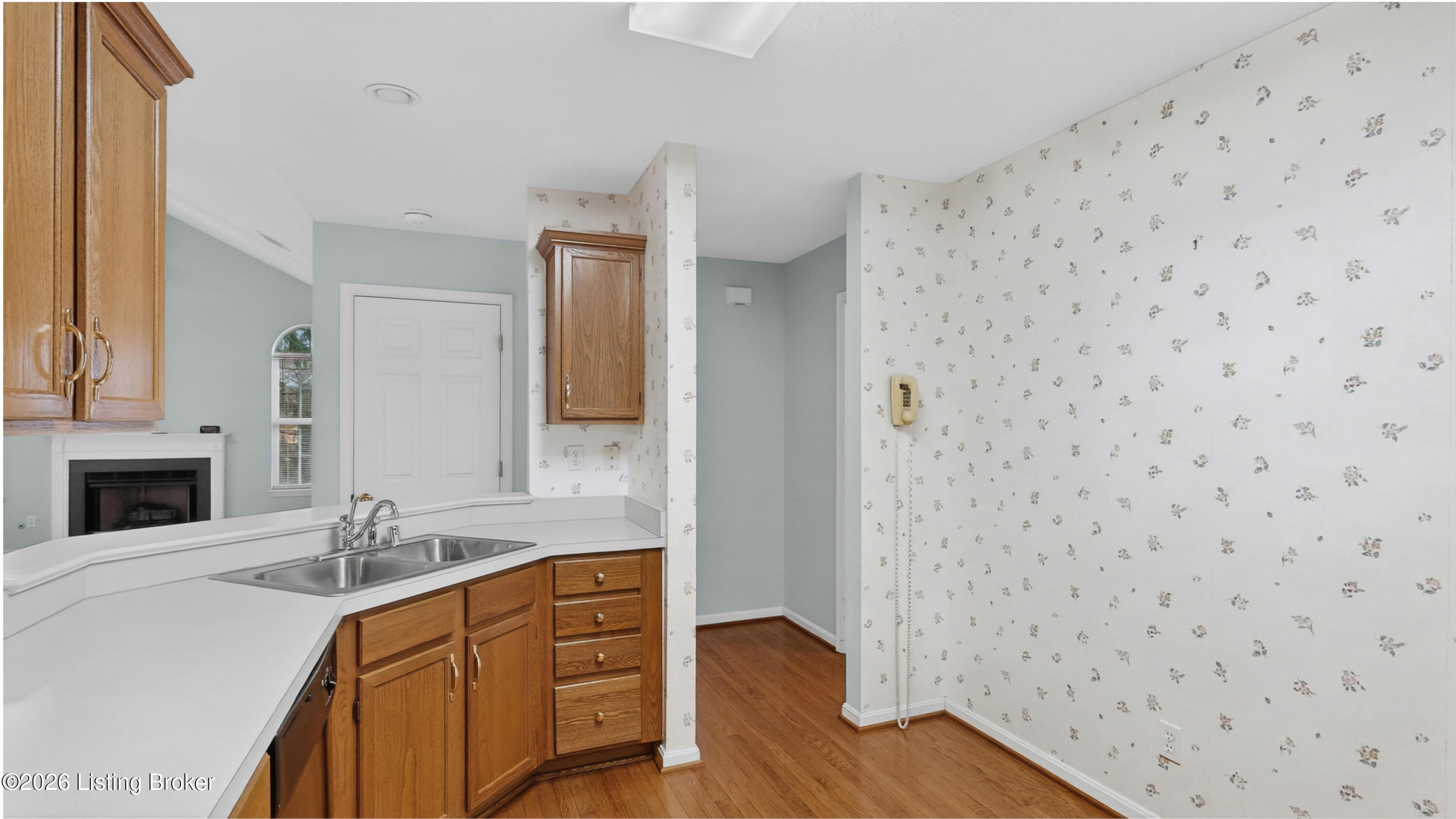 8301 Bellis Way