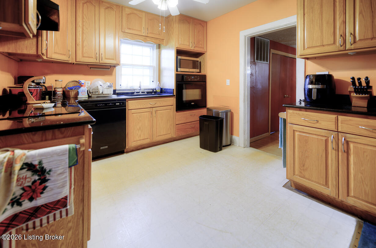 12501 Lower River Rd