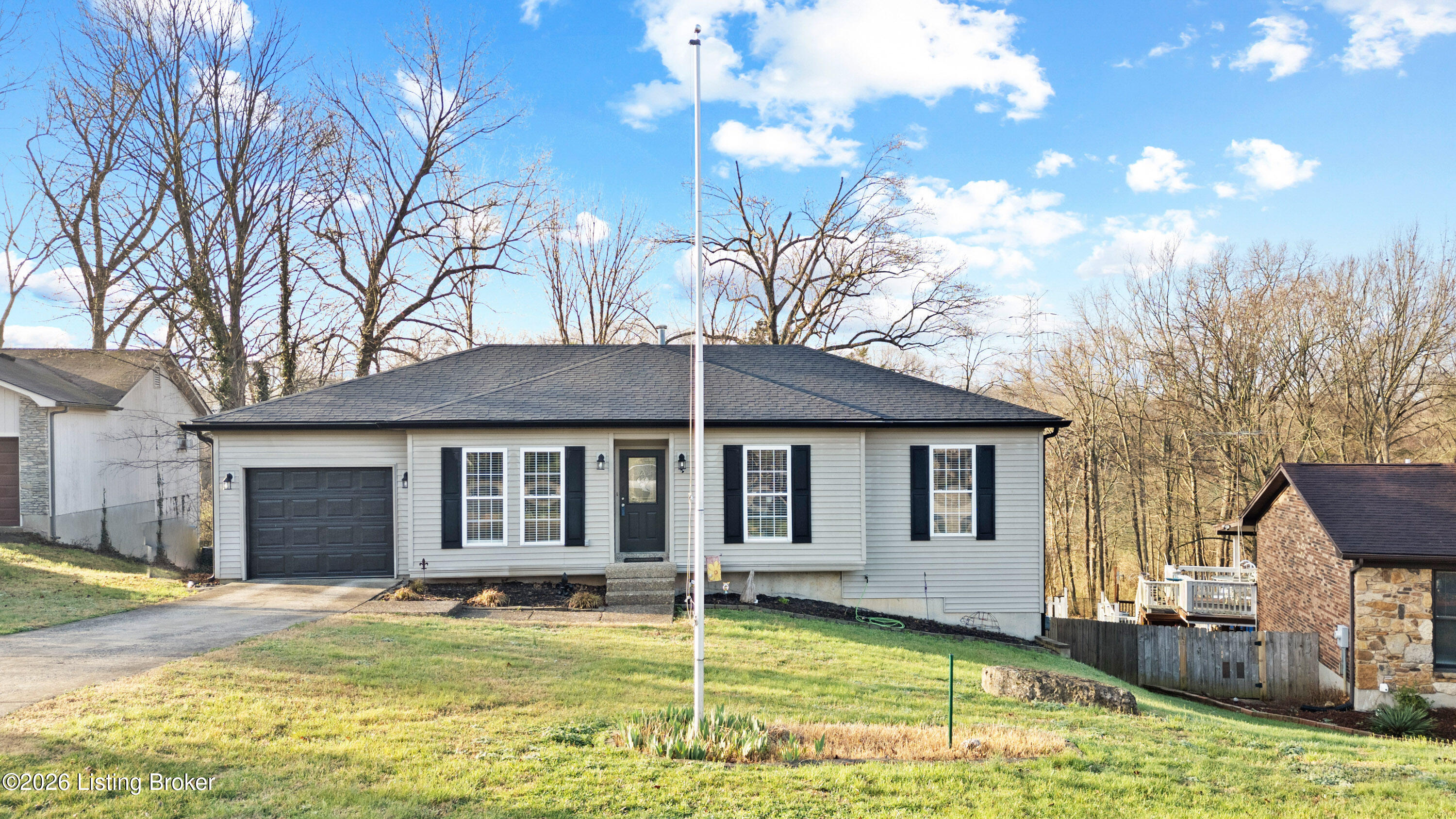 5613 Braulio Ct