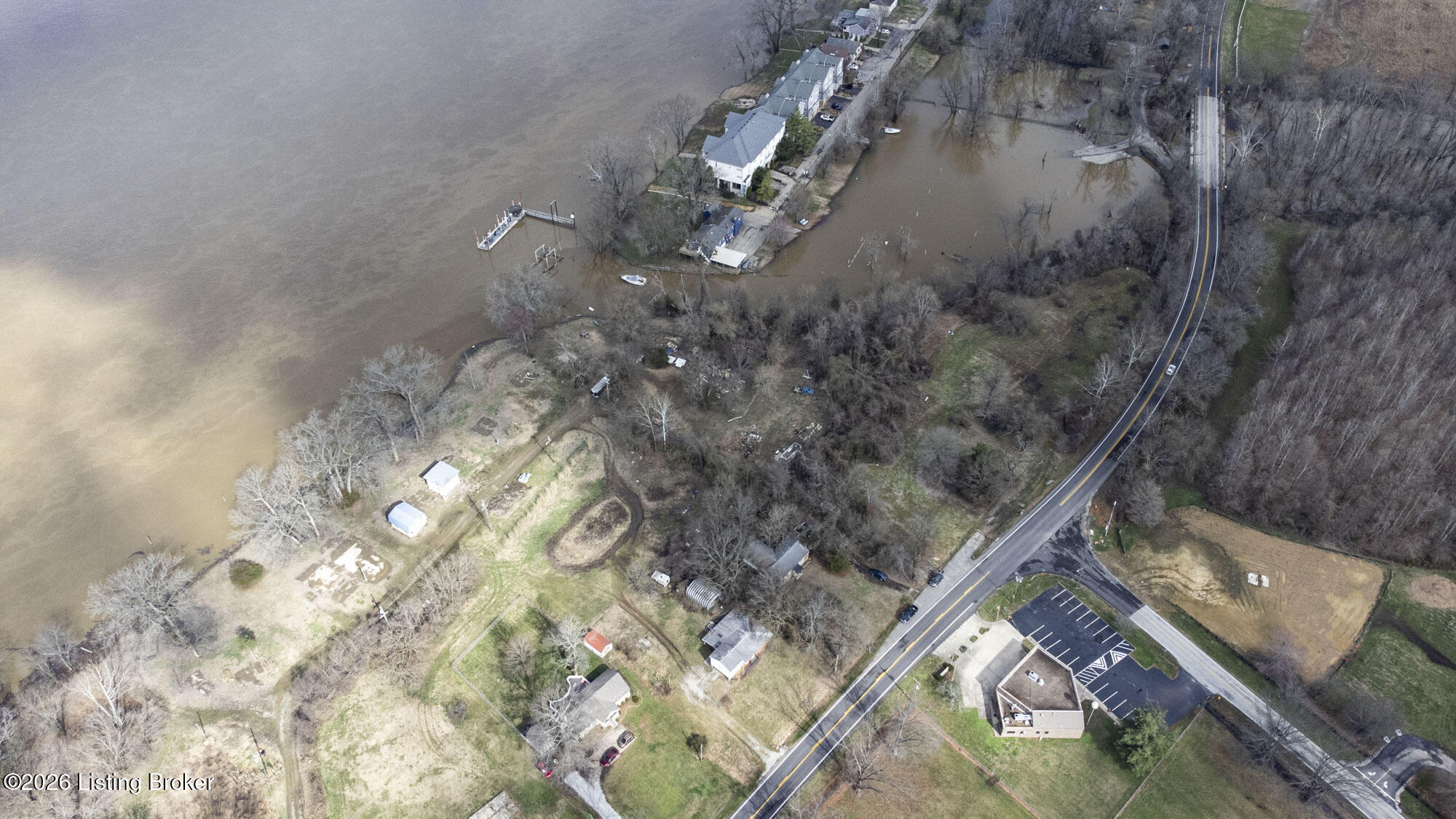 5225 River Rd