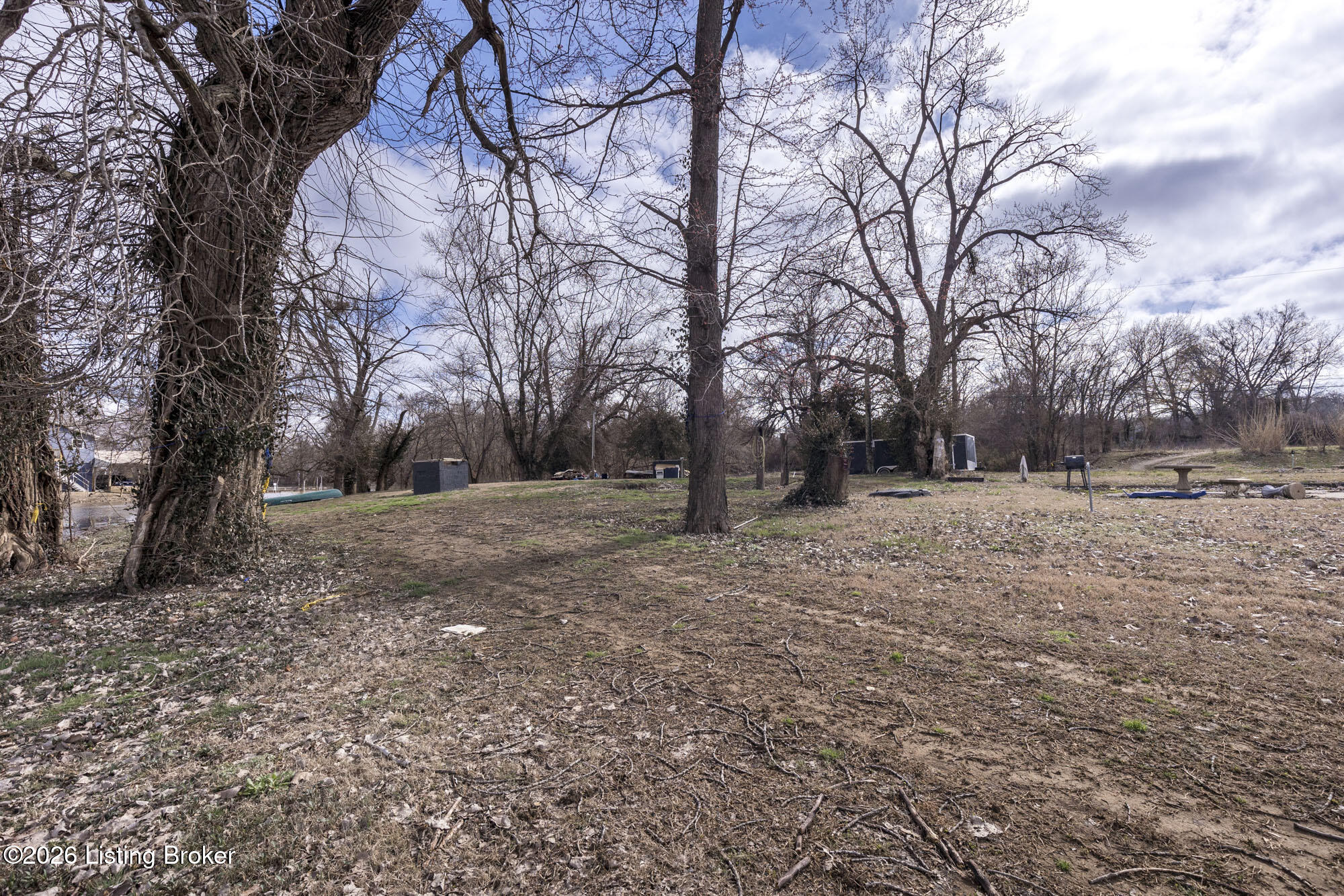 5225 River Rd