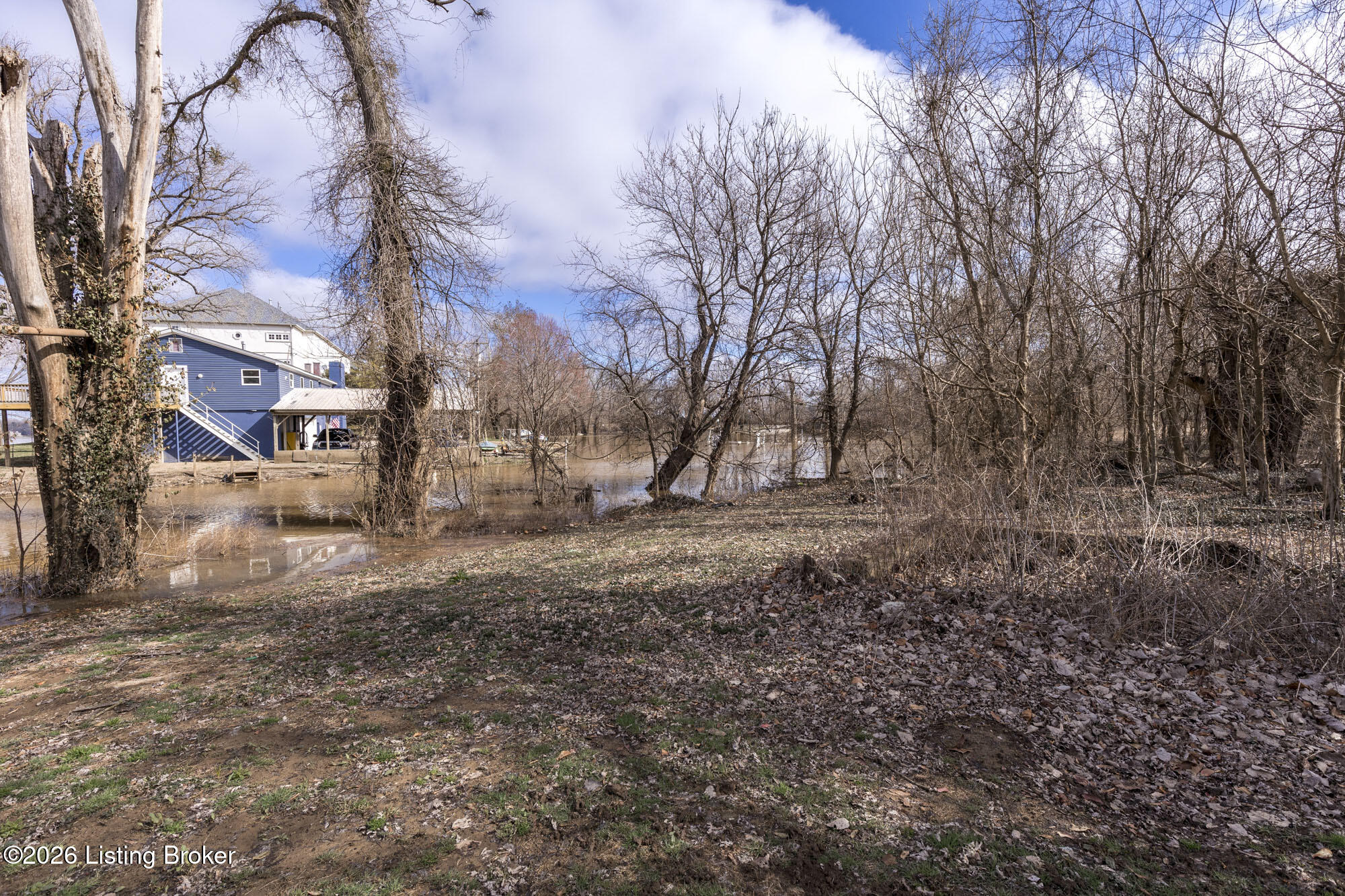 5225 River Rd