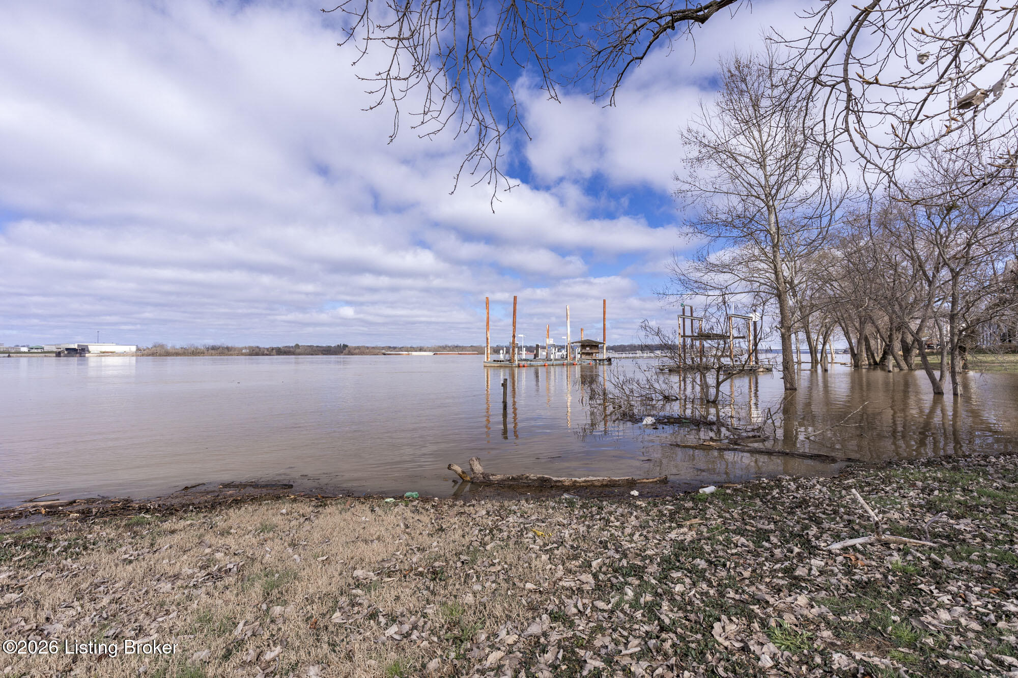5225 River Rd