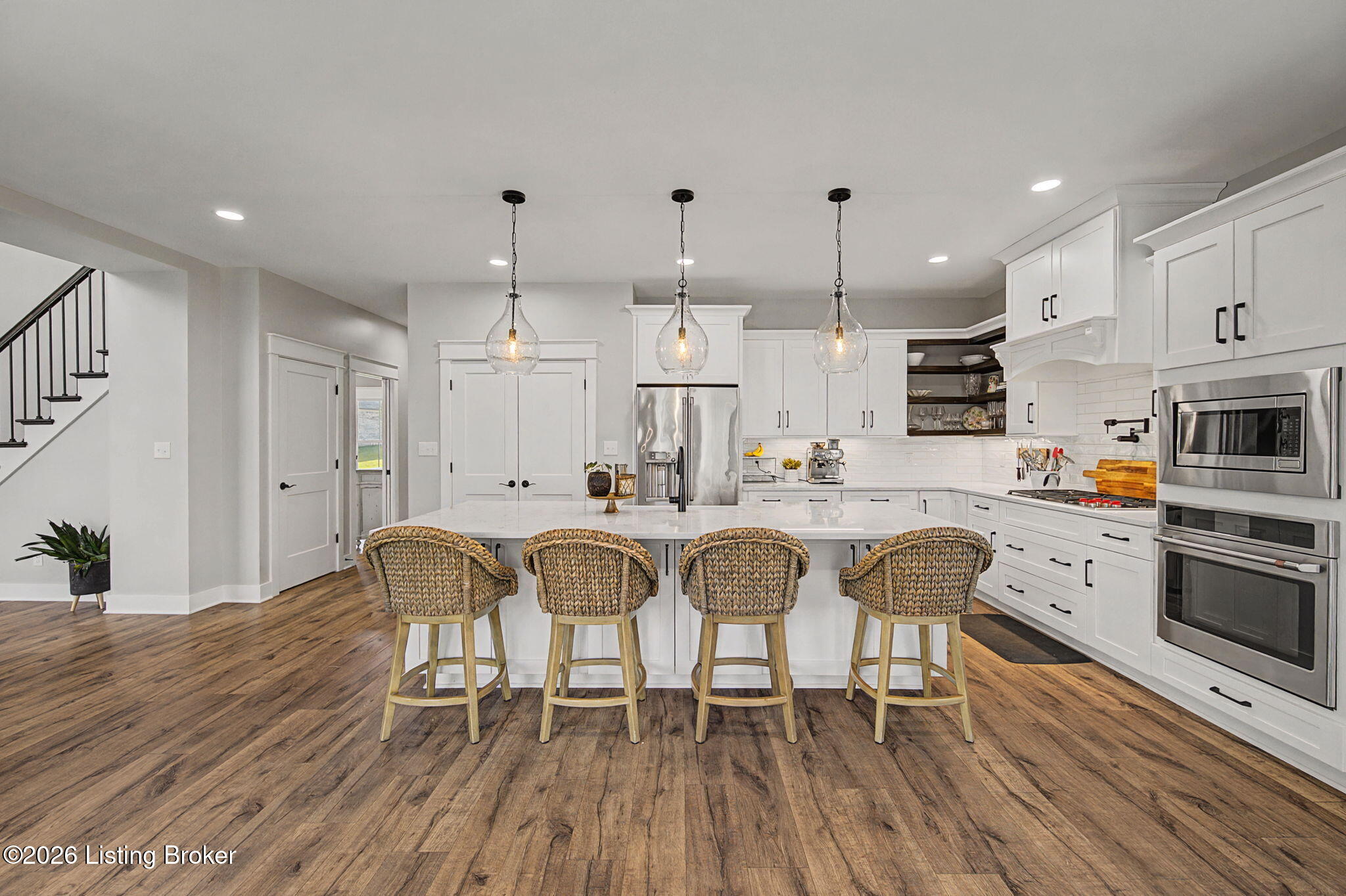 7297 Grand Oaks Dr
