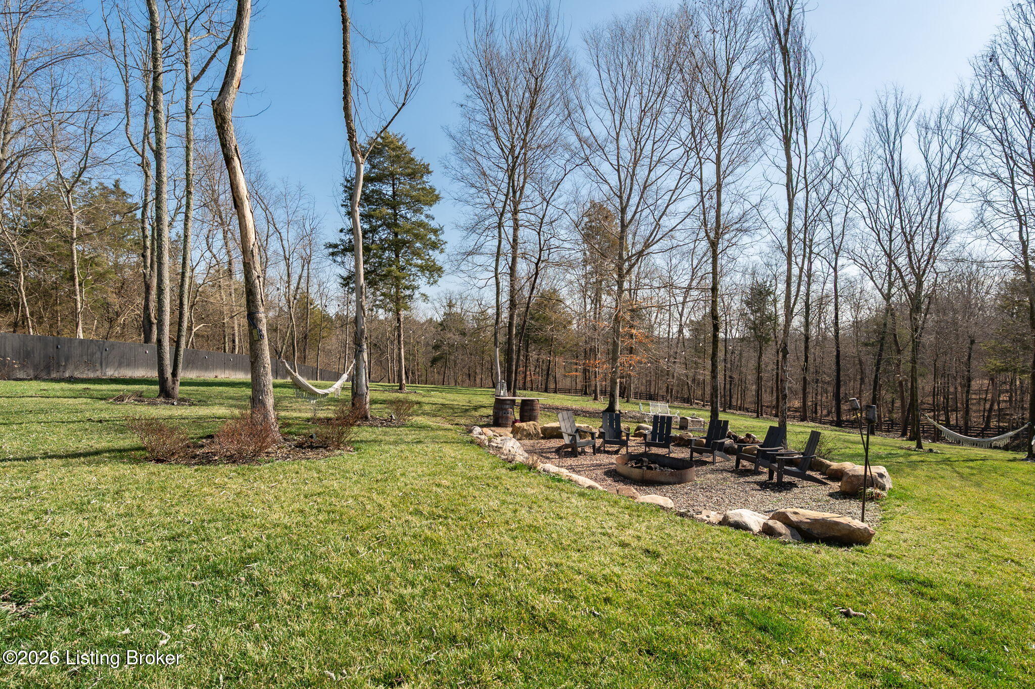 7297 Grand Oaks Dr