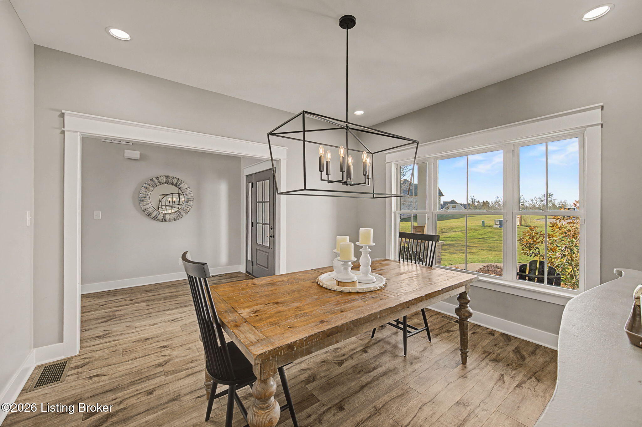 7297 Grand Oaks Dr