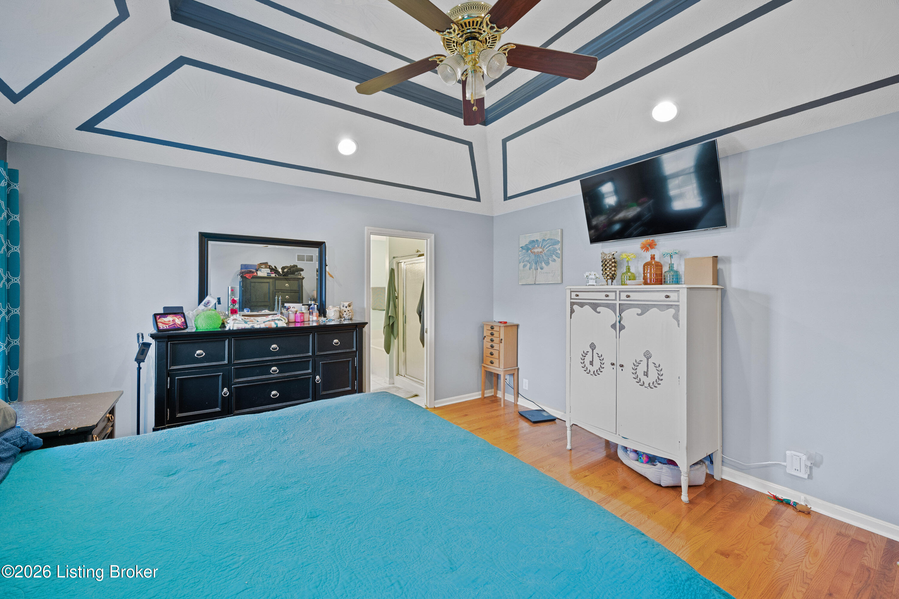 6803 Brighton Springs Ln