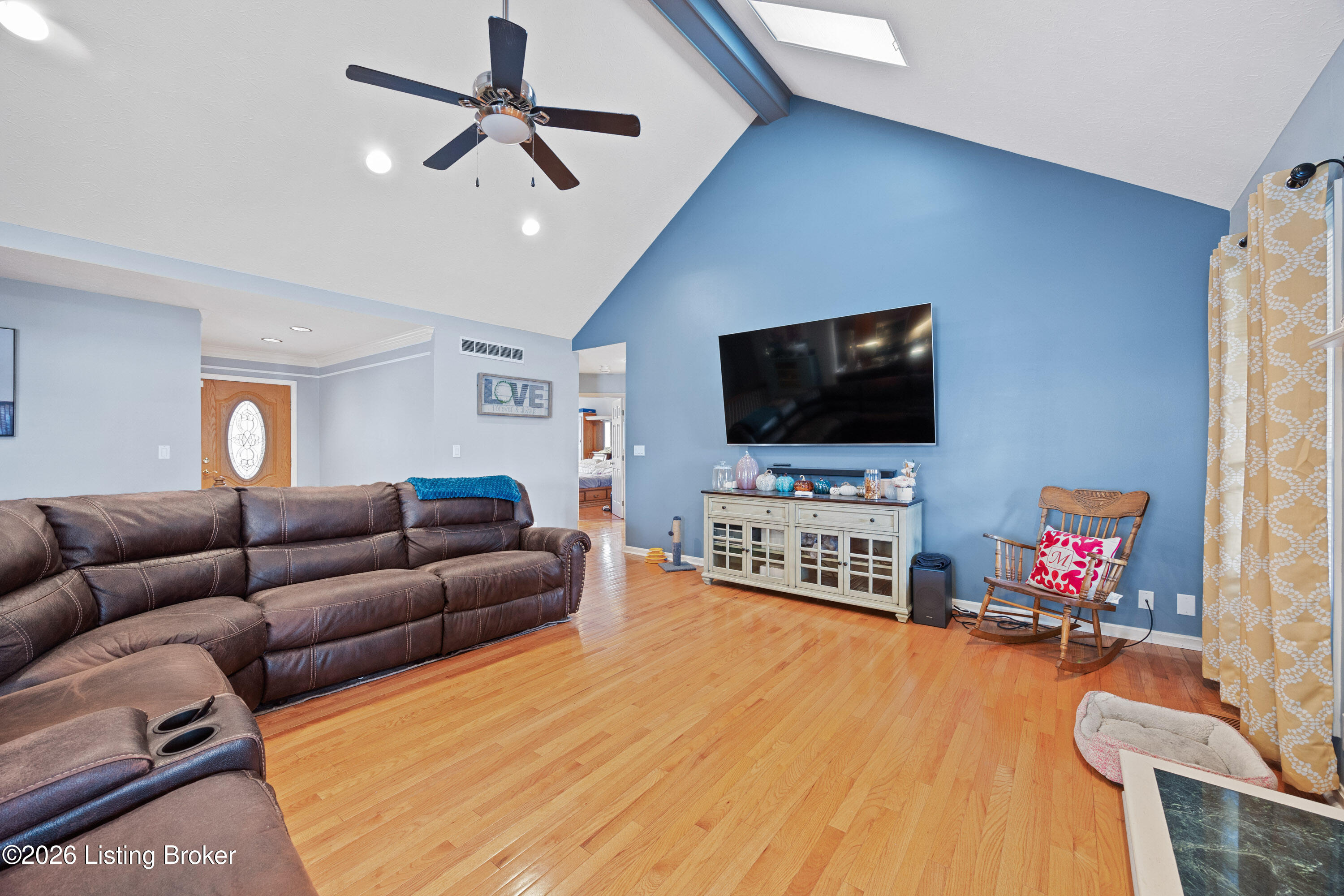 6803 Brighton Springs Ln
