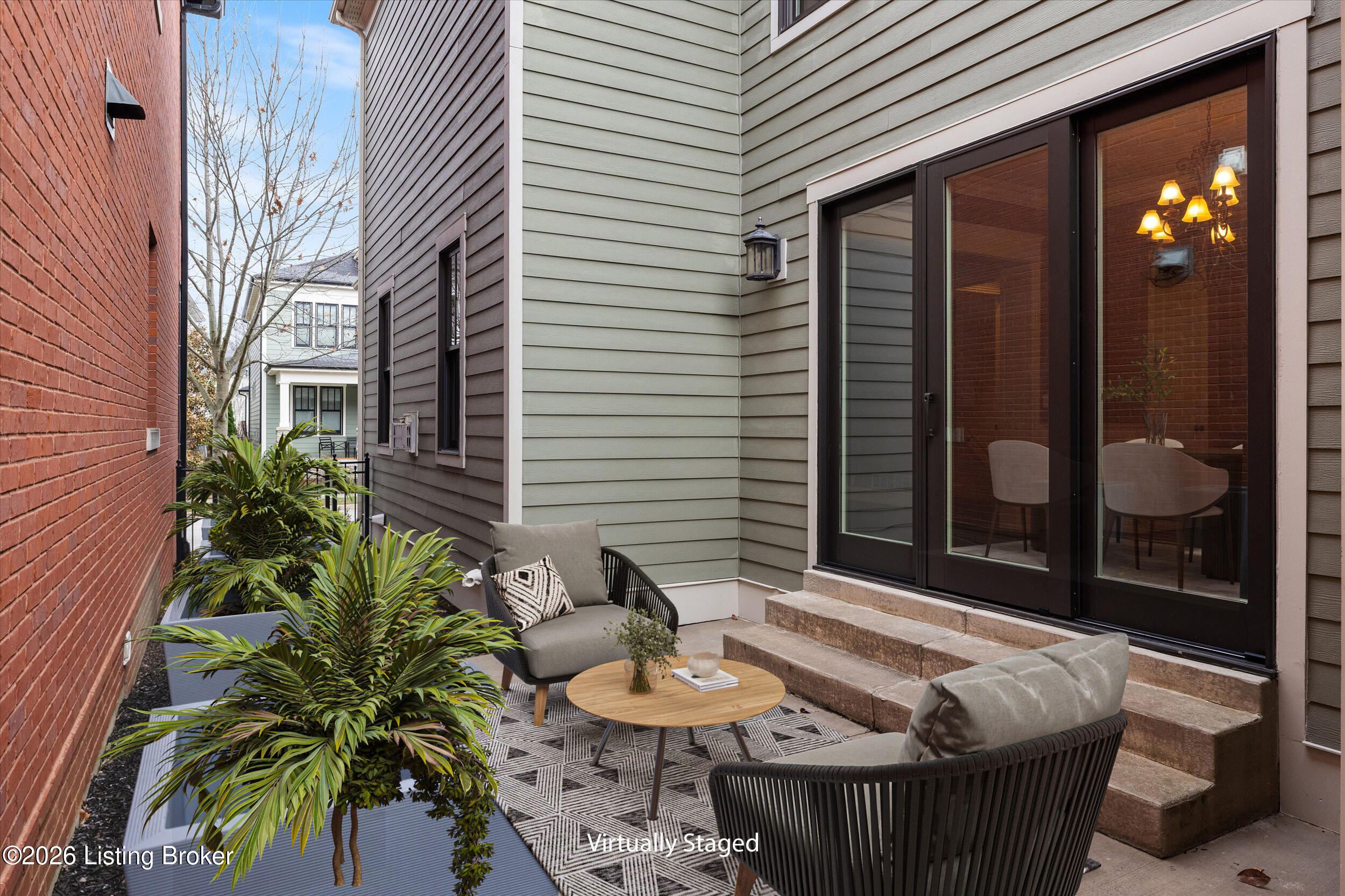 9412 Harlequin St