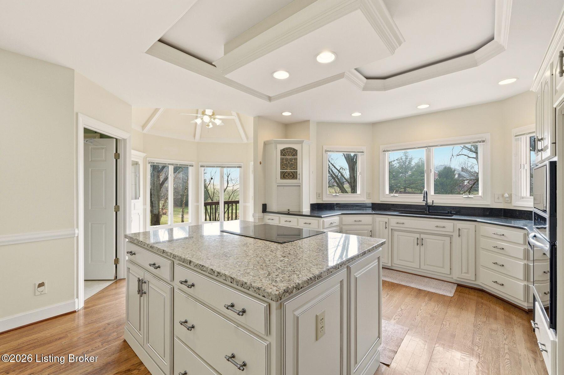 8609 Westover Dr