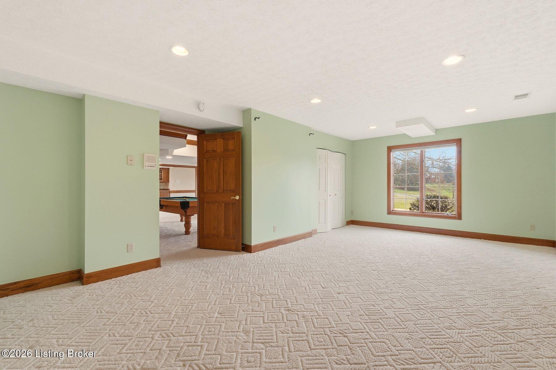 8609 Westover Dr