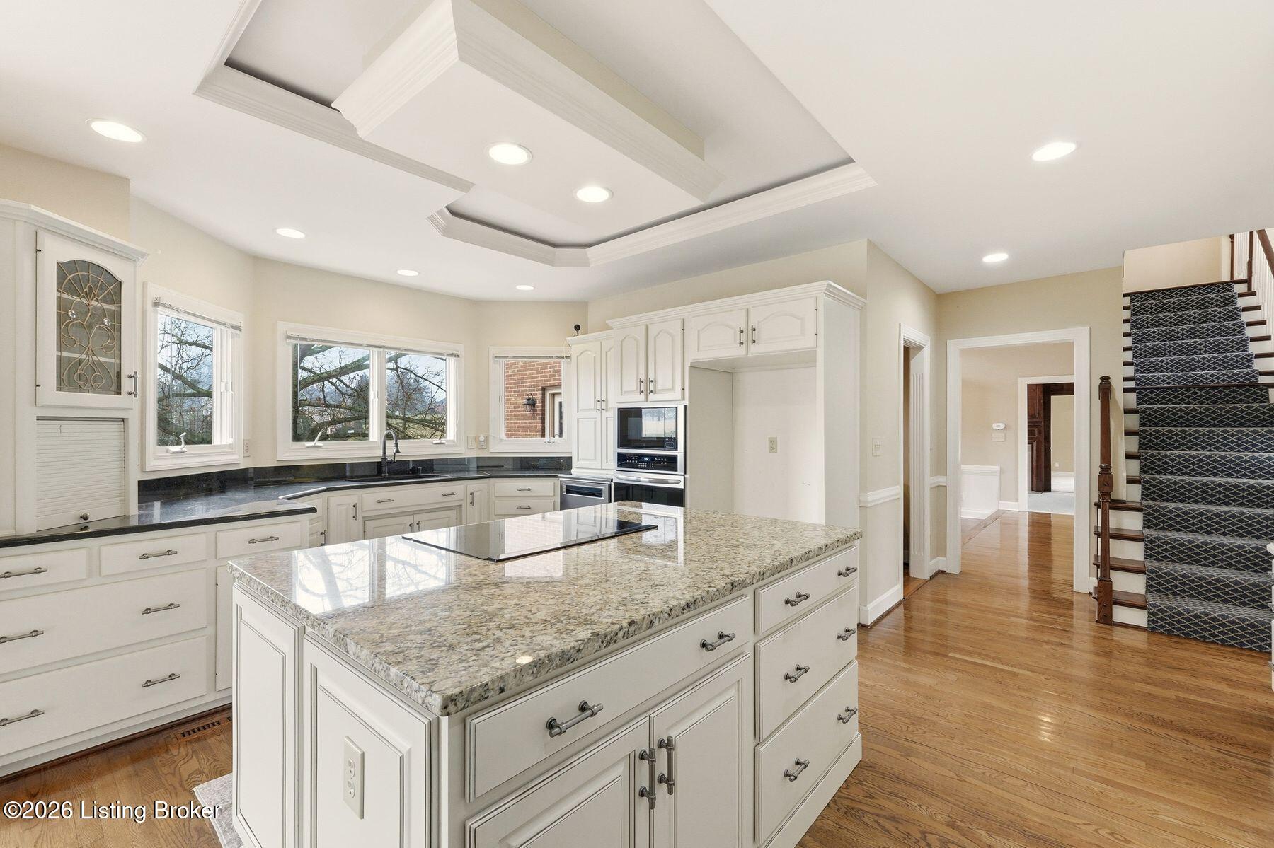 8609 Westover Dr