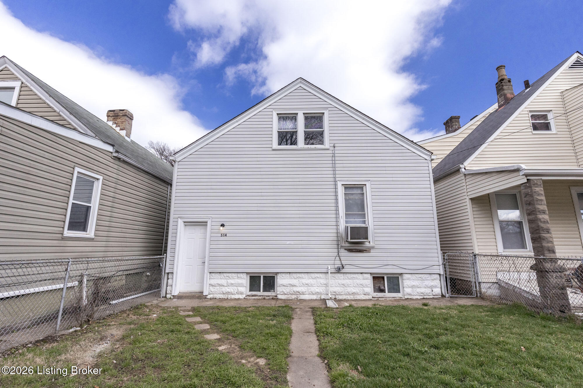 514 Winkler Ave