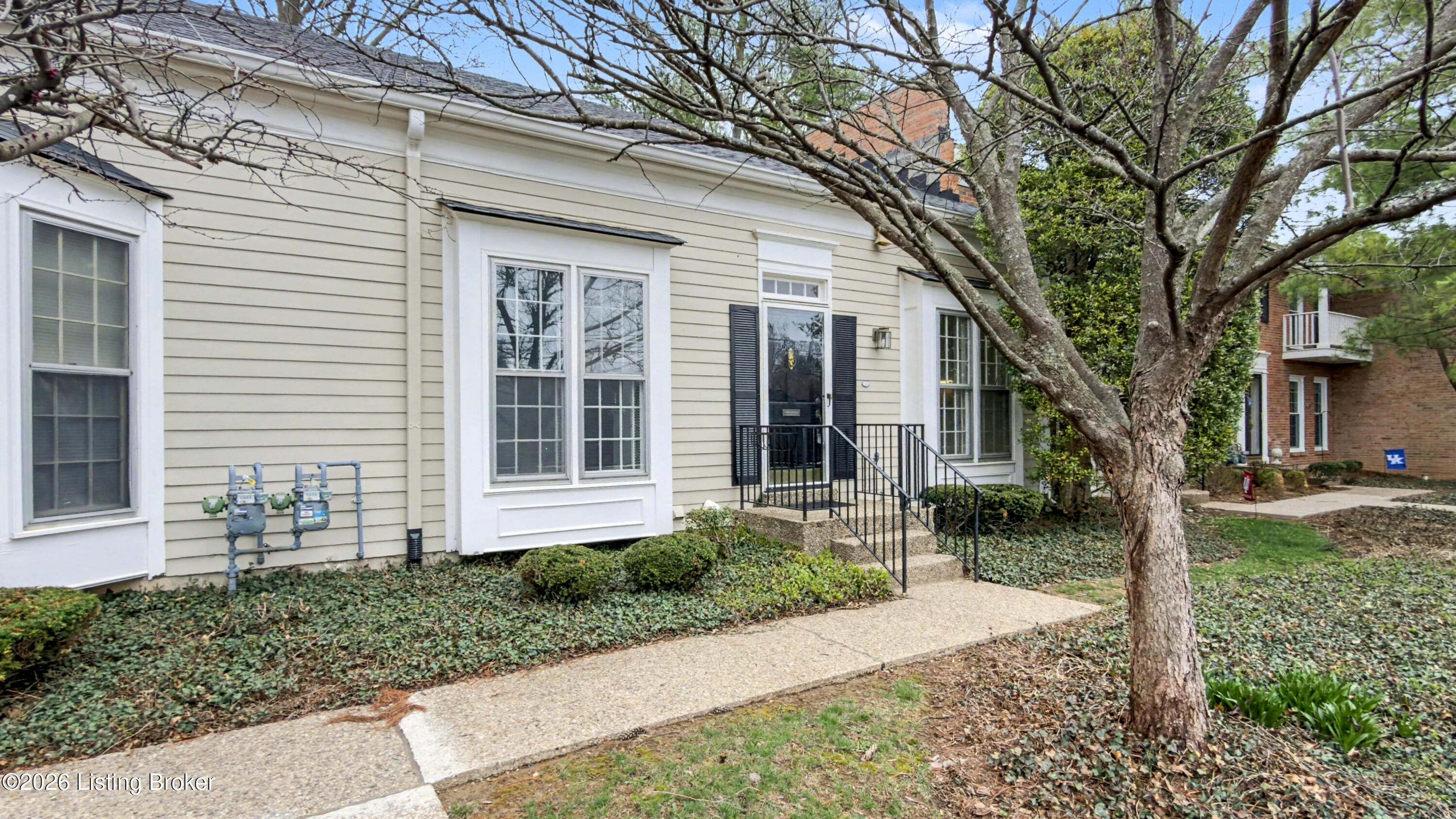 3607 Brownsboro Rd 13