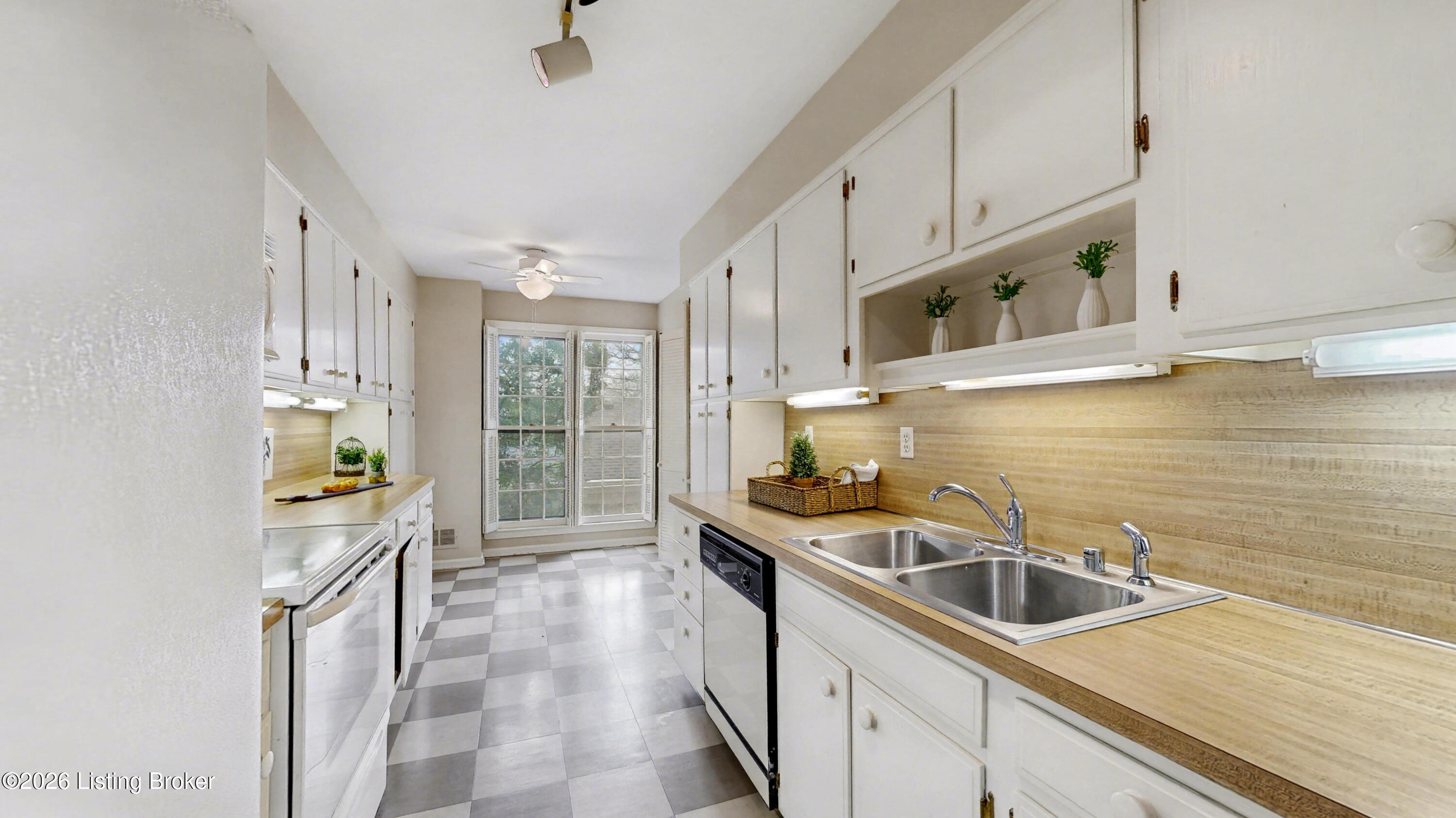 3607 Brownsboro Rd 13