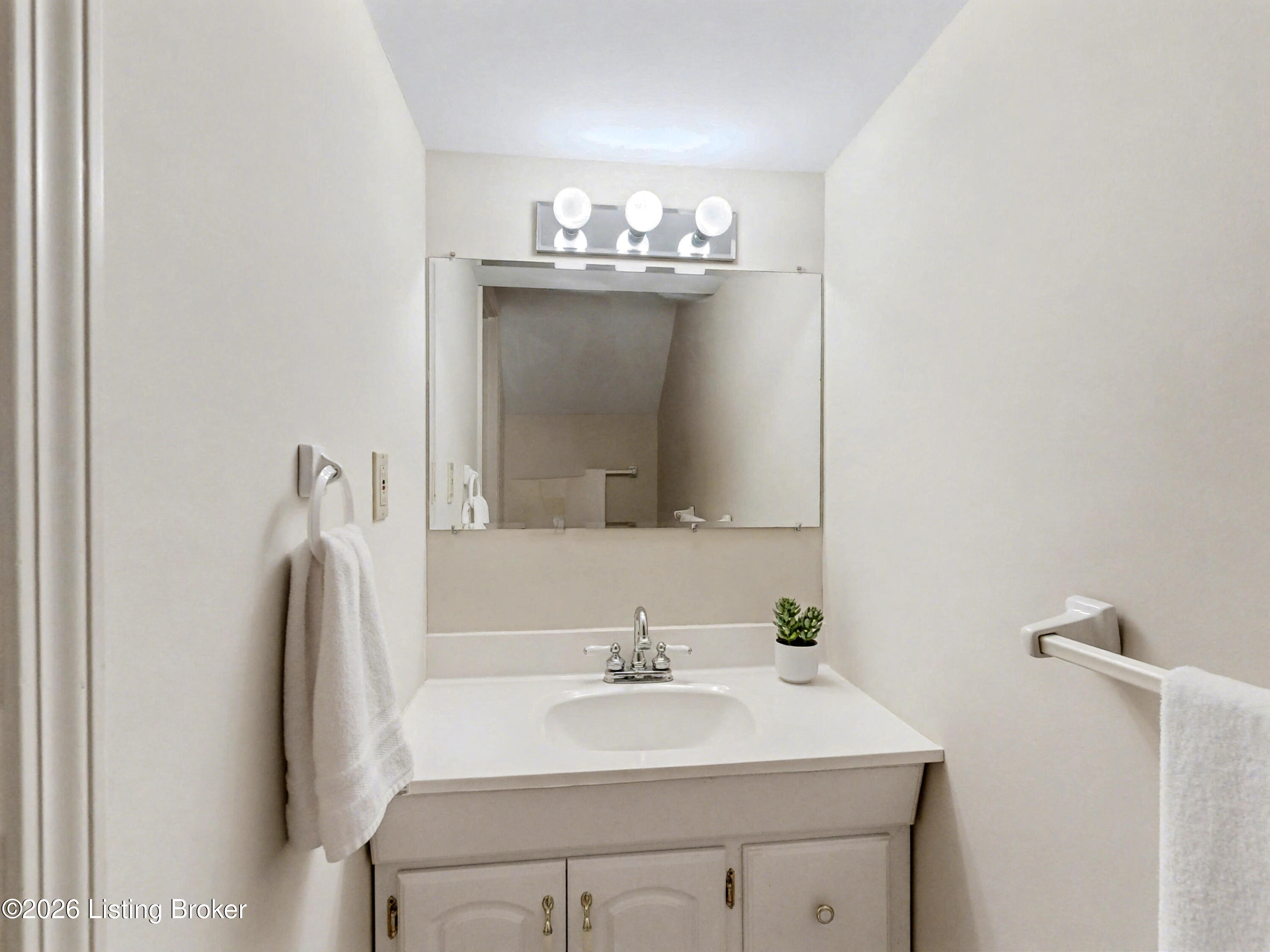 3607 Brownsboro Rd 13