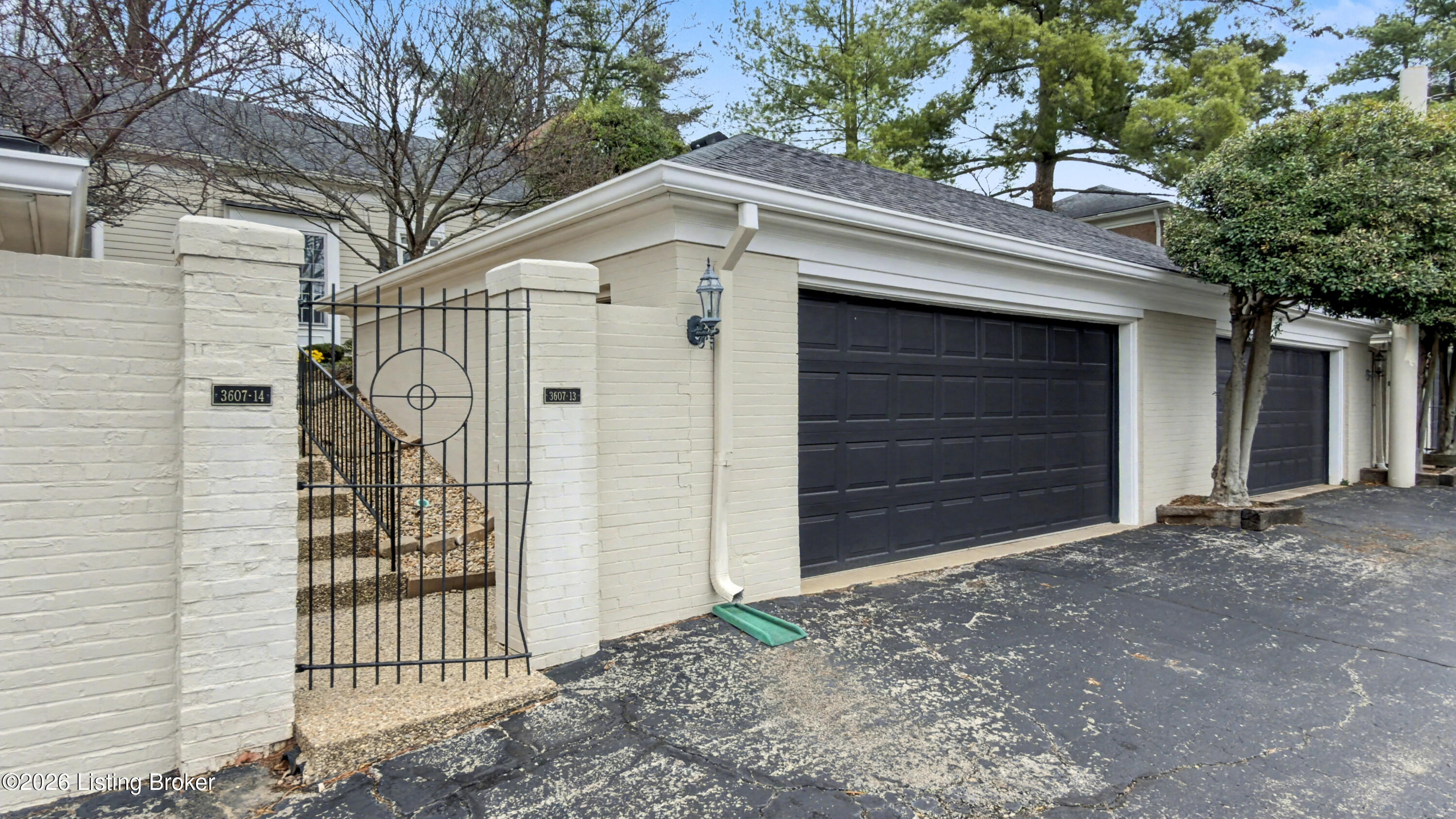3607 Brownsboro Rd 13