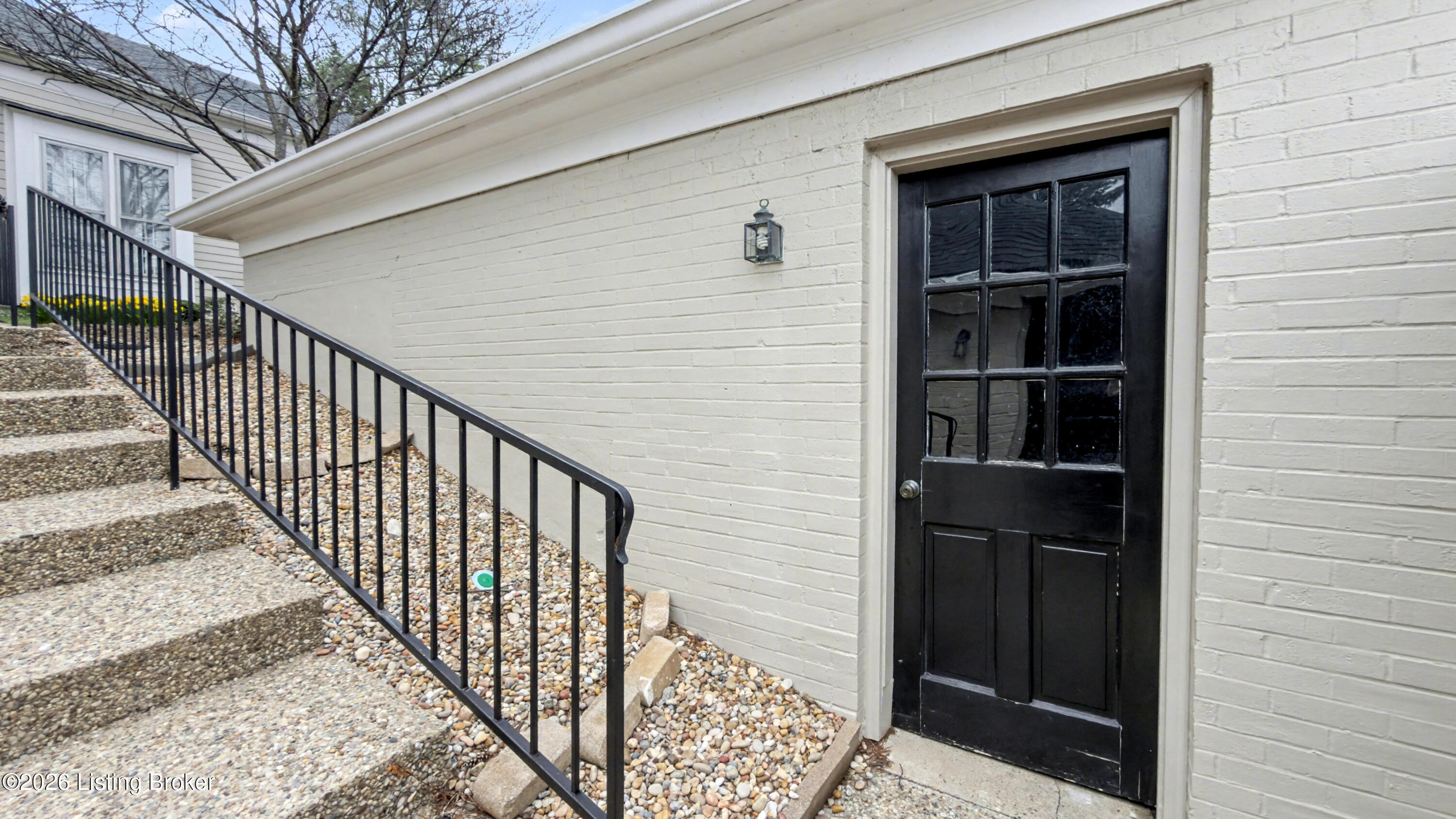 3607 Brownsboro Rd 13