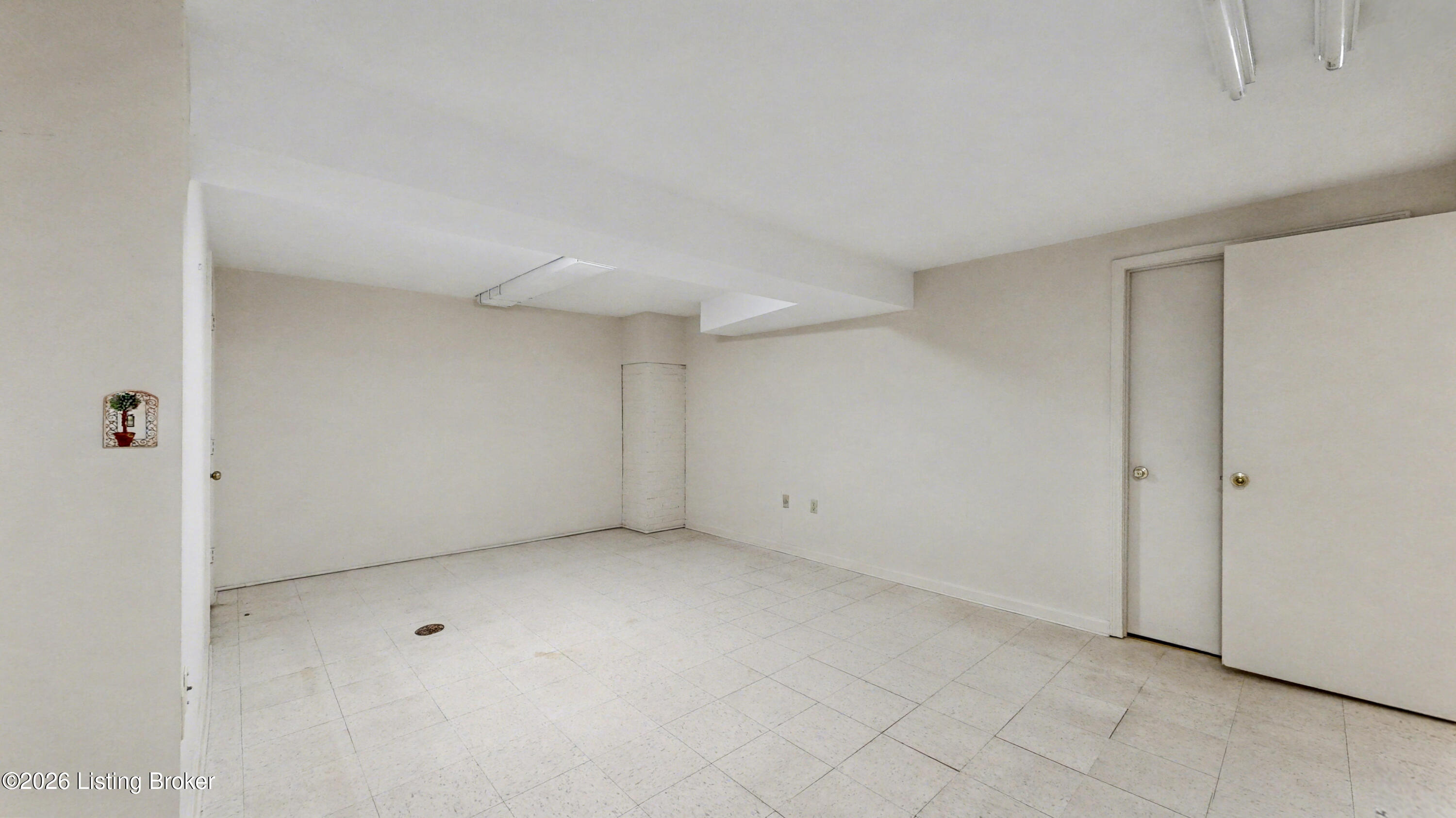 3607 Brownsboro Rd 13