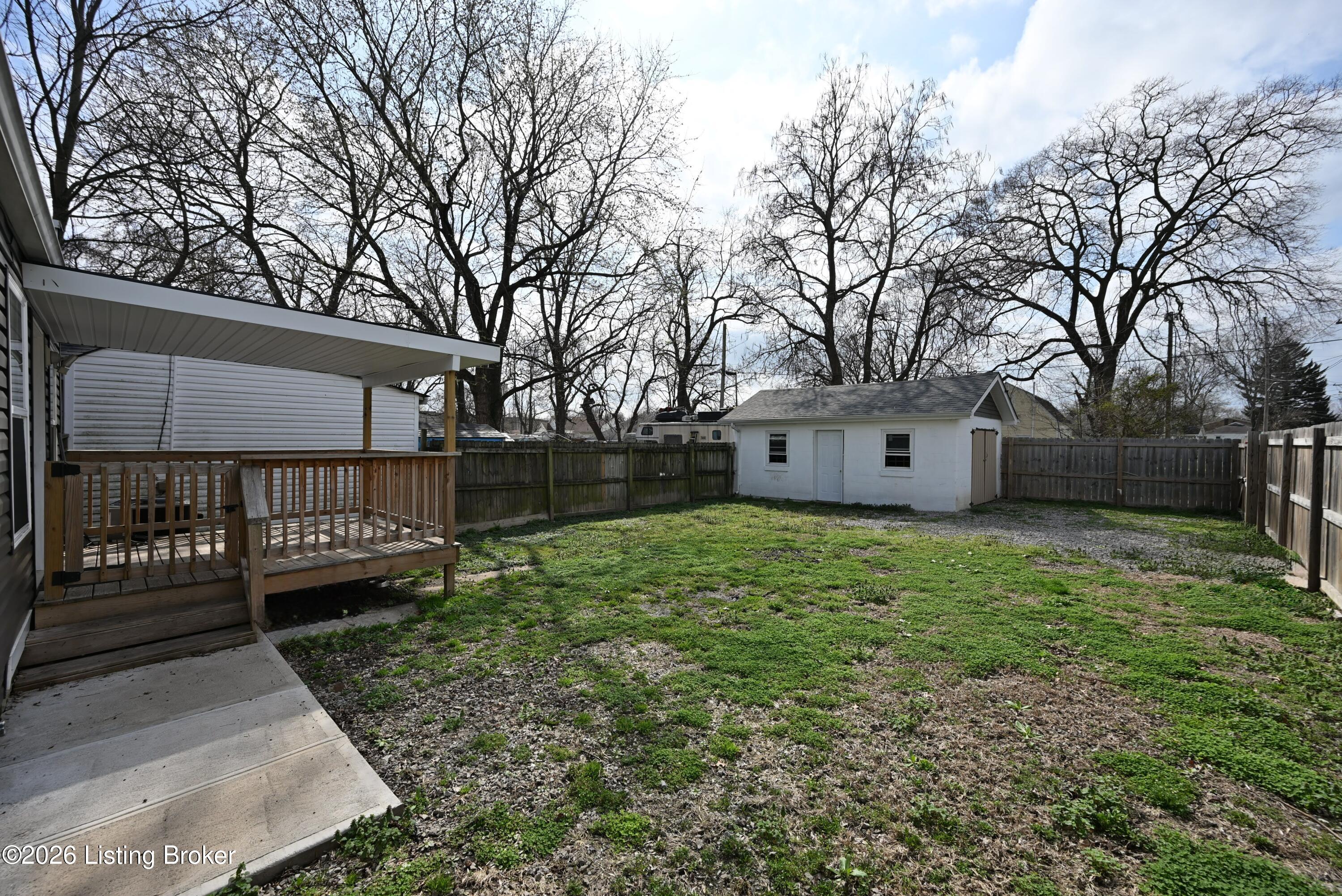 4320 Louisville Ave