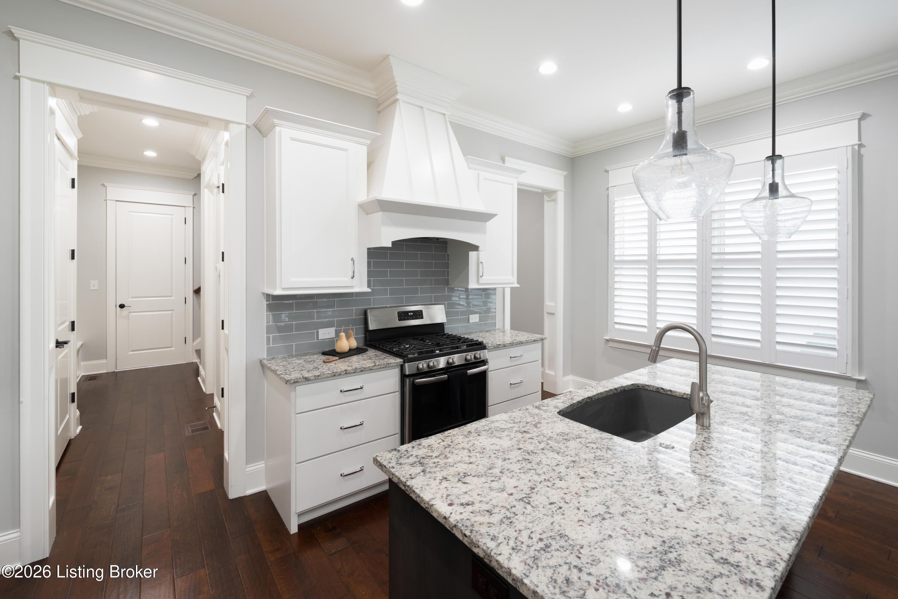 6408 Mistflower Cir