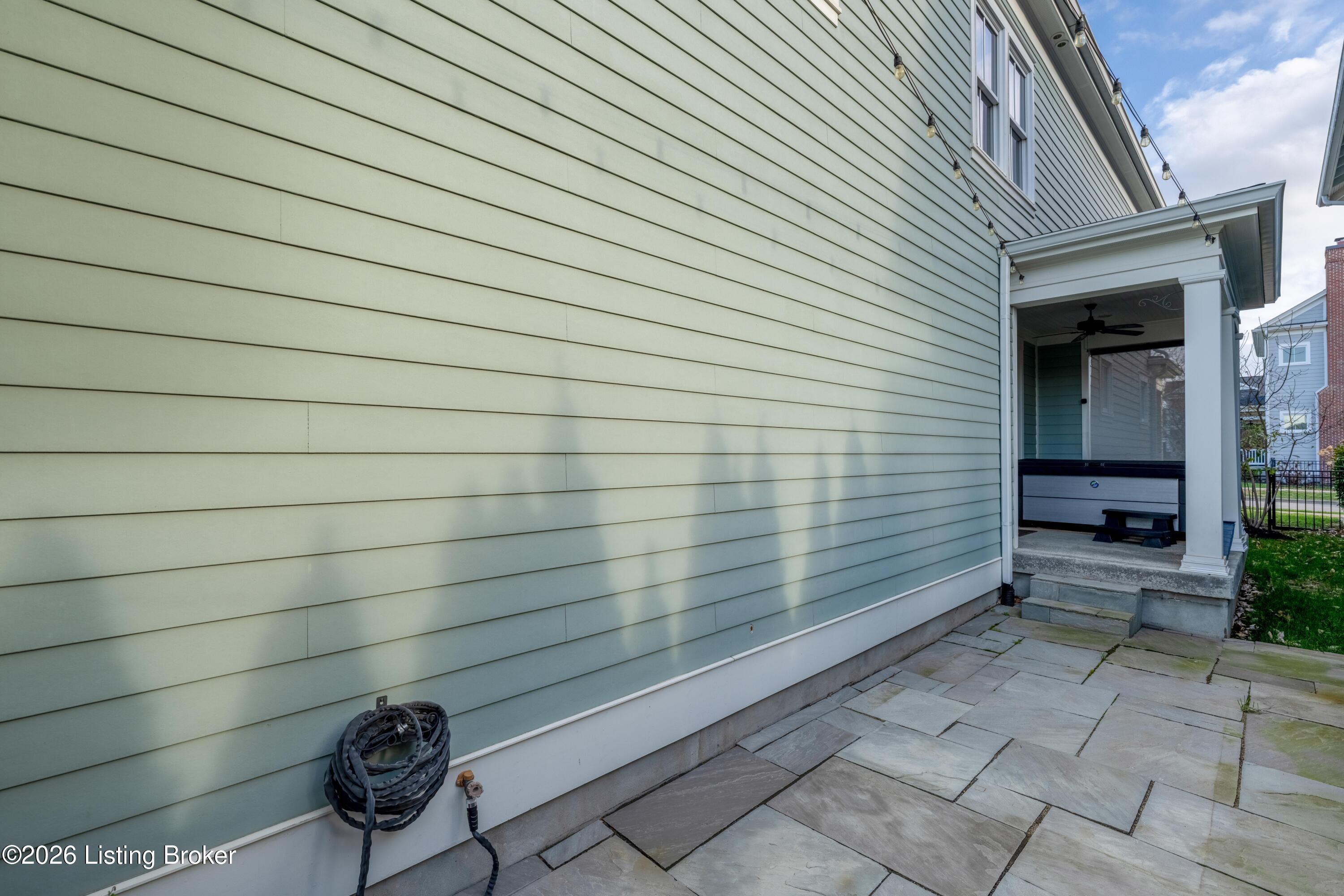 6408 Mistflower Cir