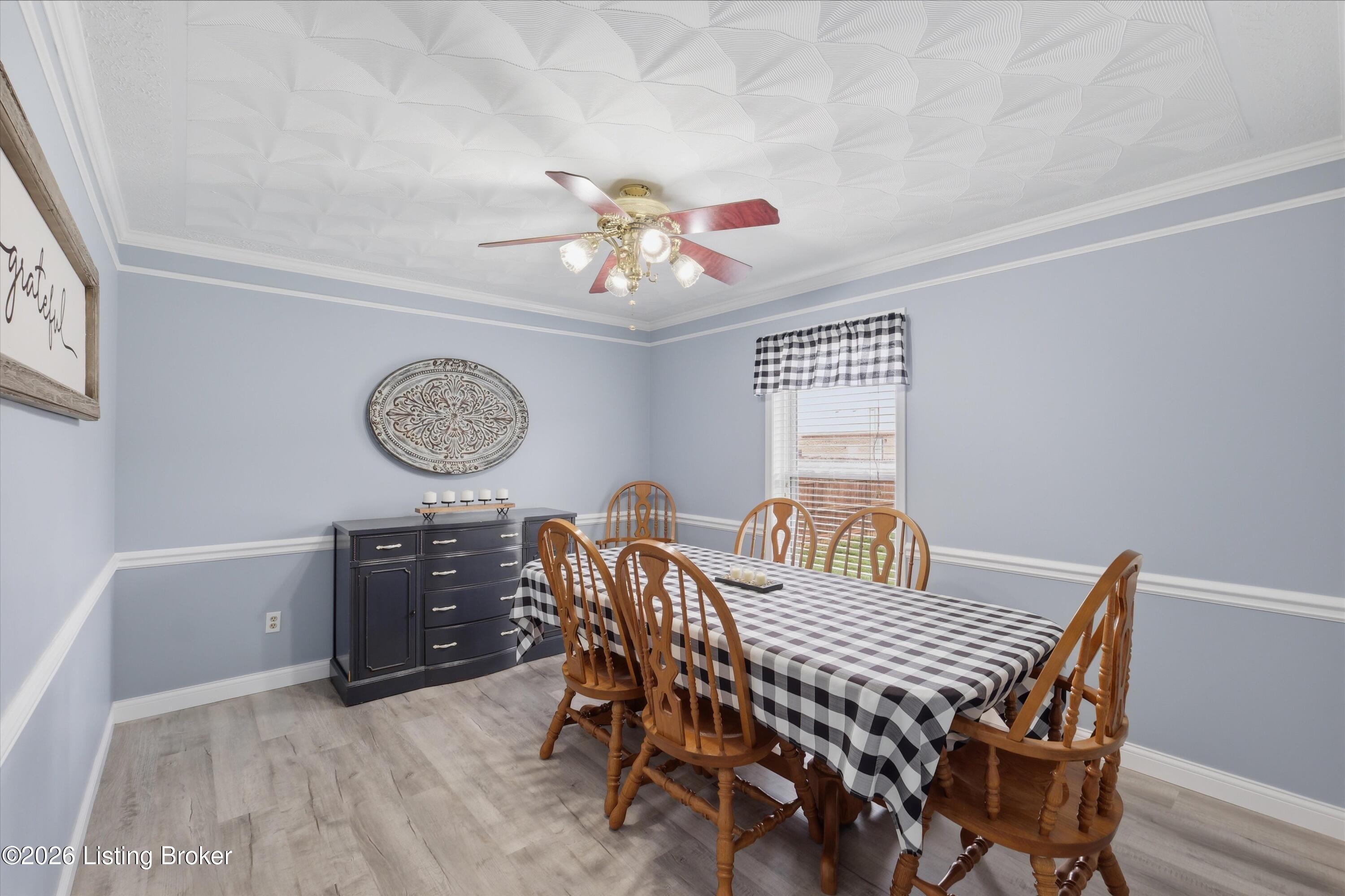 484 Circle Valley Dr