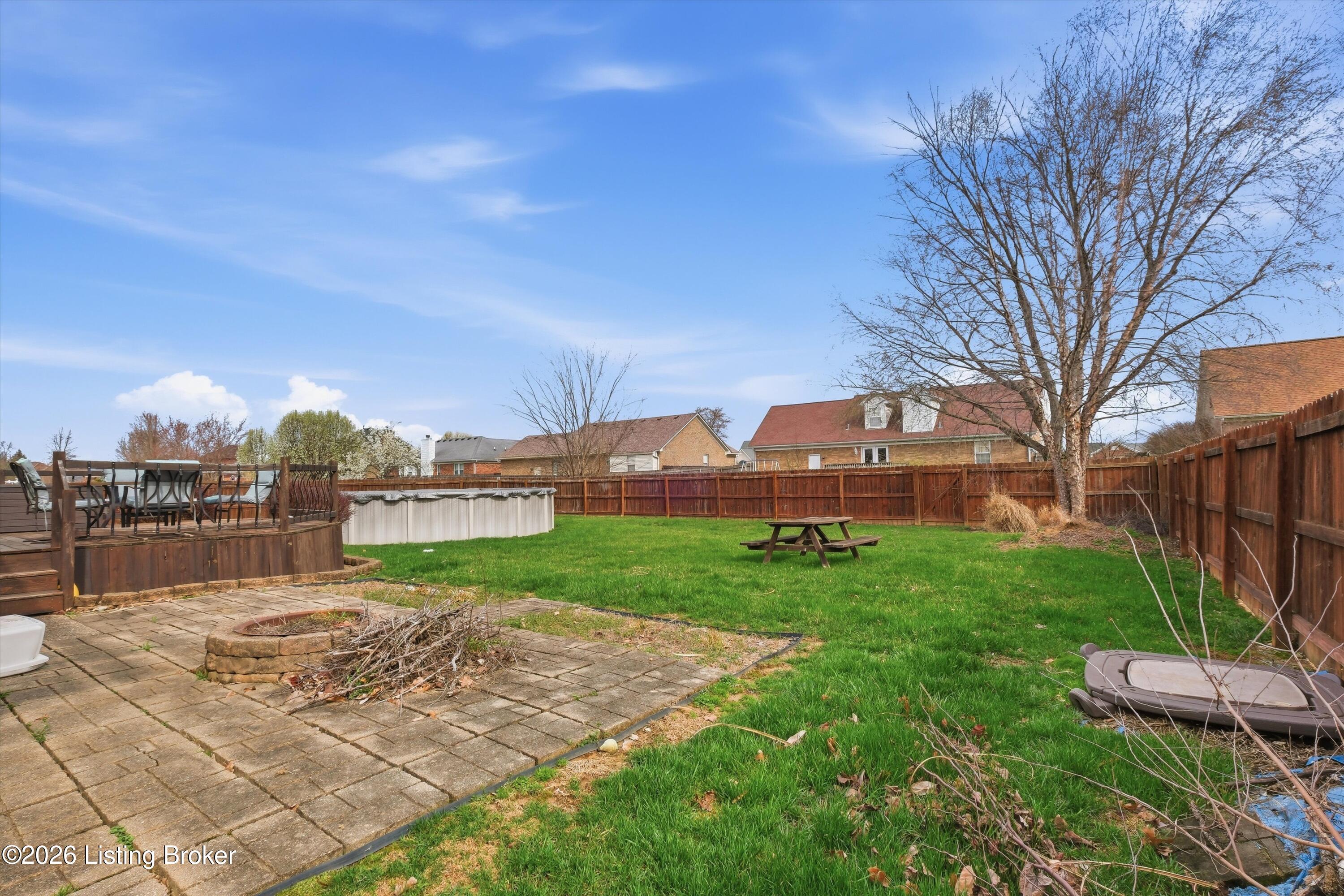 484 Circle Valley Dr