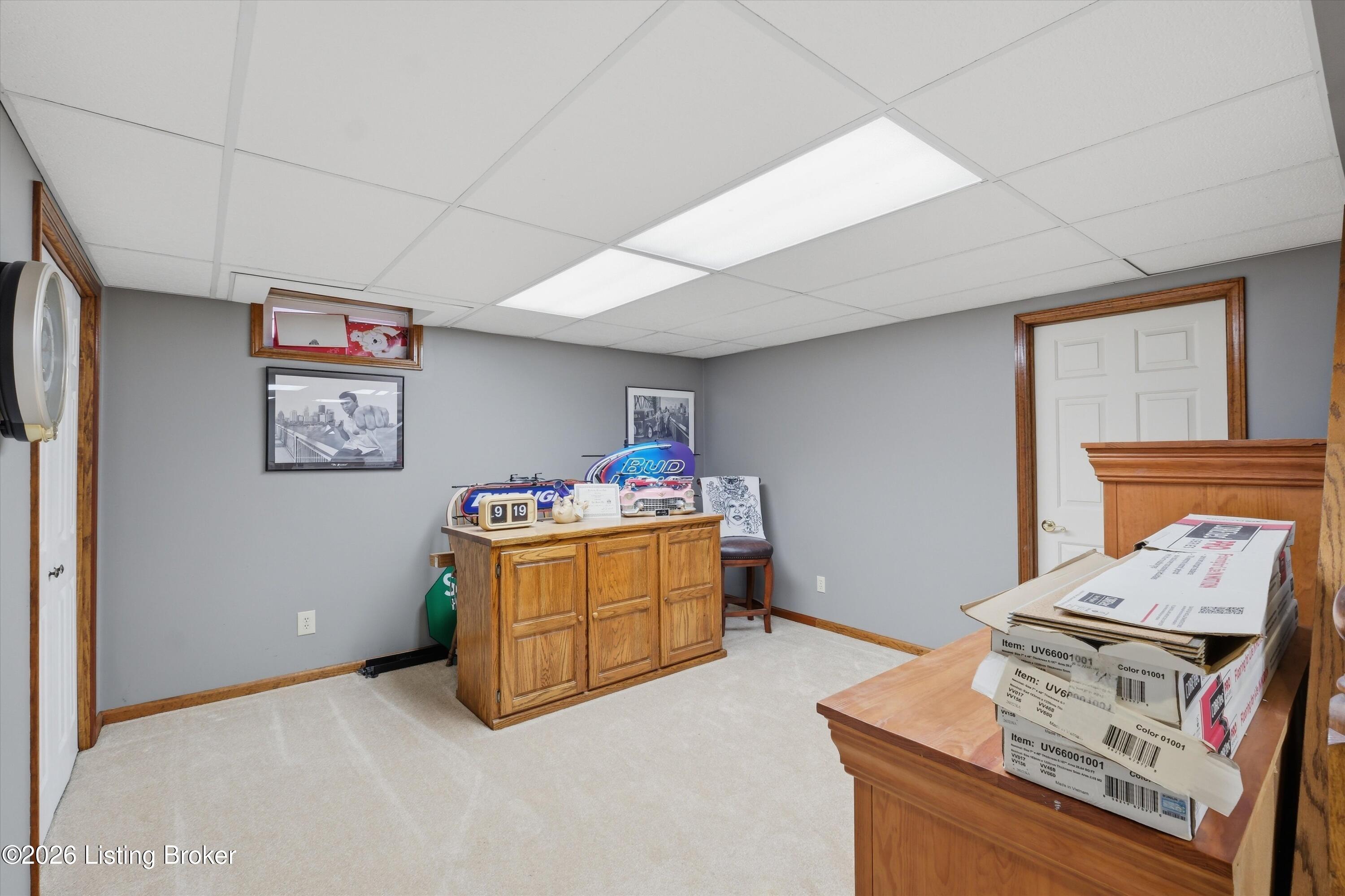 484 Circle Valley Dr