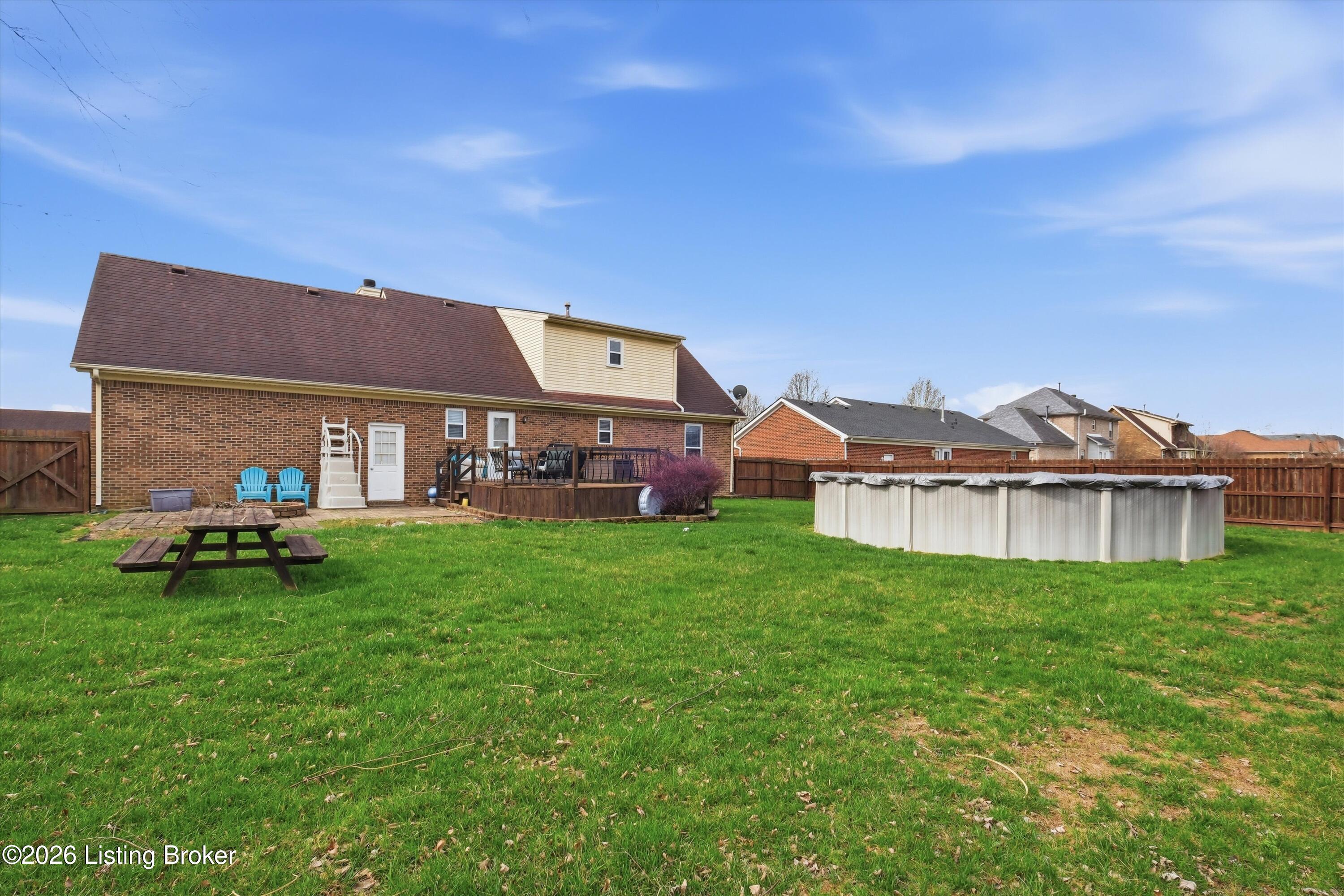 484 Circle Valley Dr
