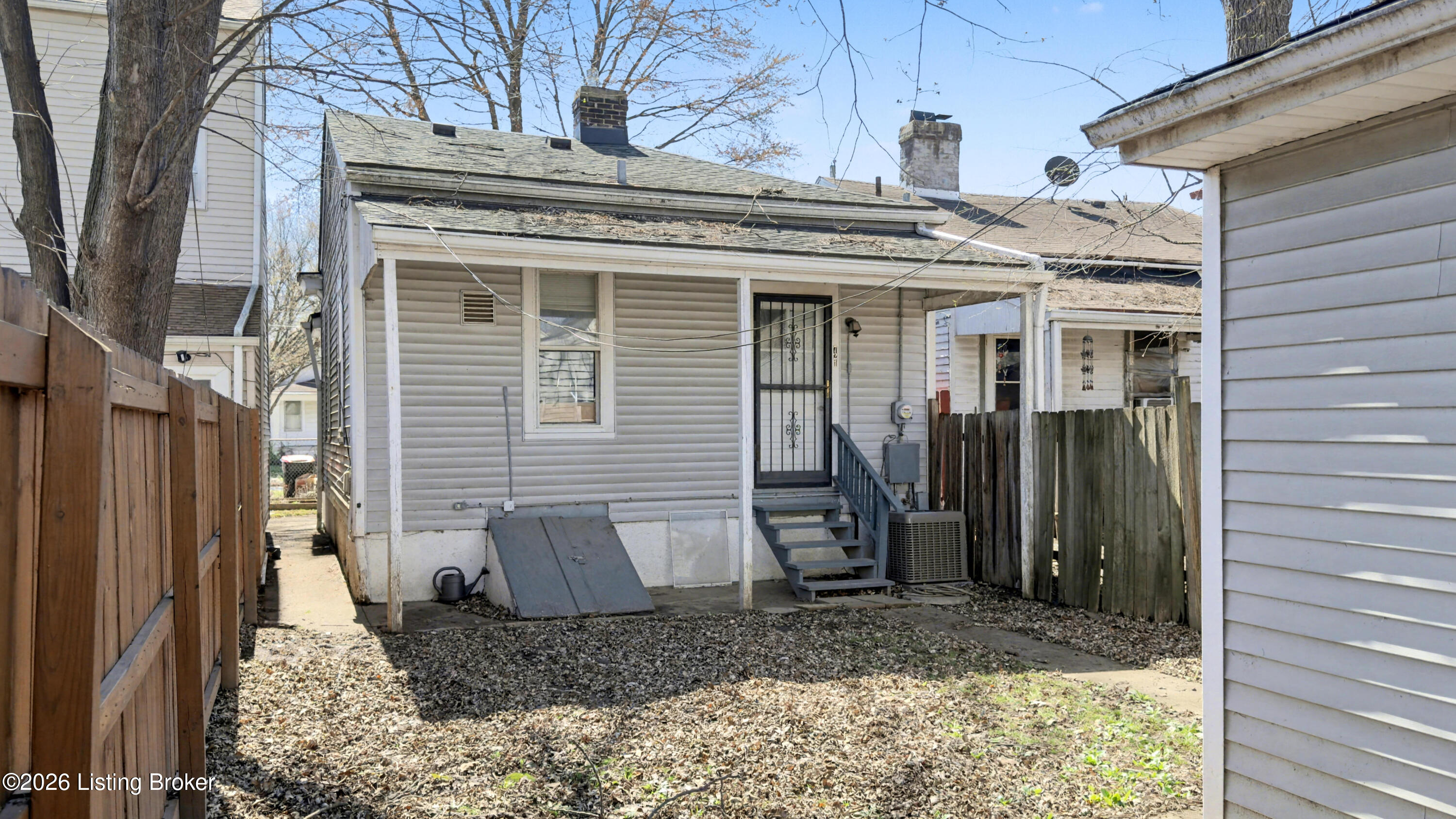 721 Shelby Pkwy