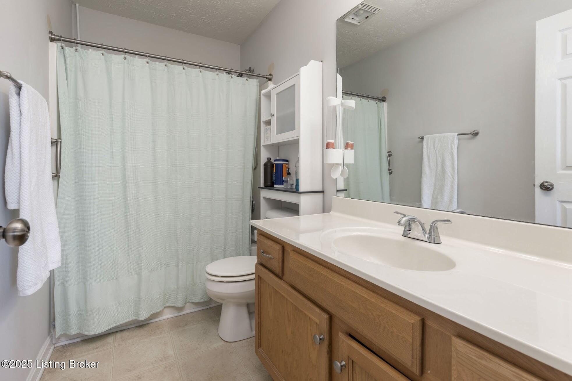 834 Tecumseh Dr
