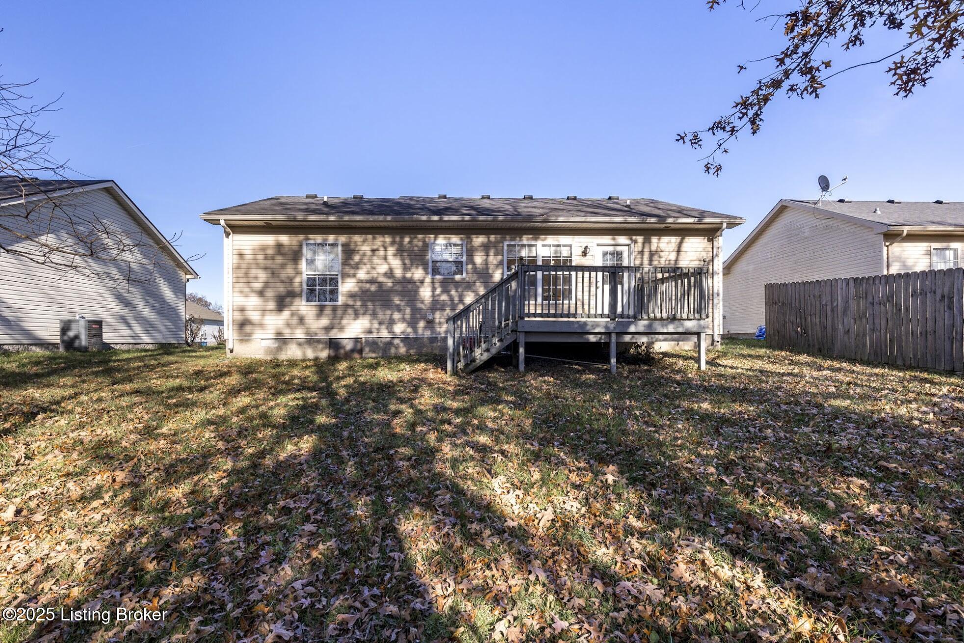 834 Tecumseh Dr