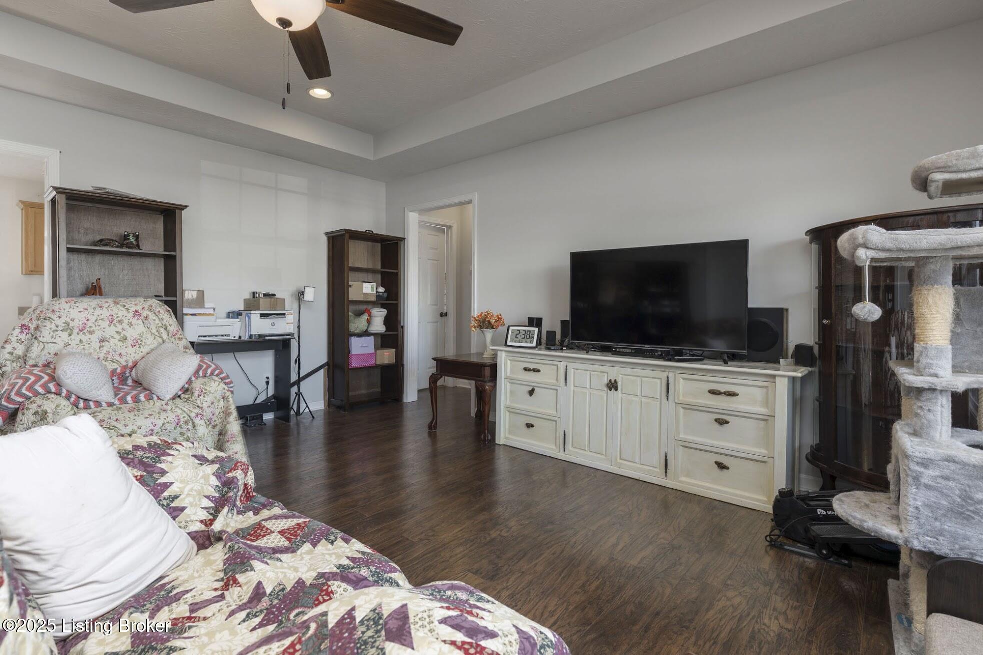 834 Tecumseh Dr