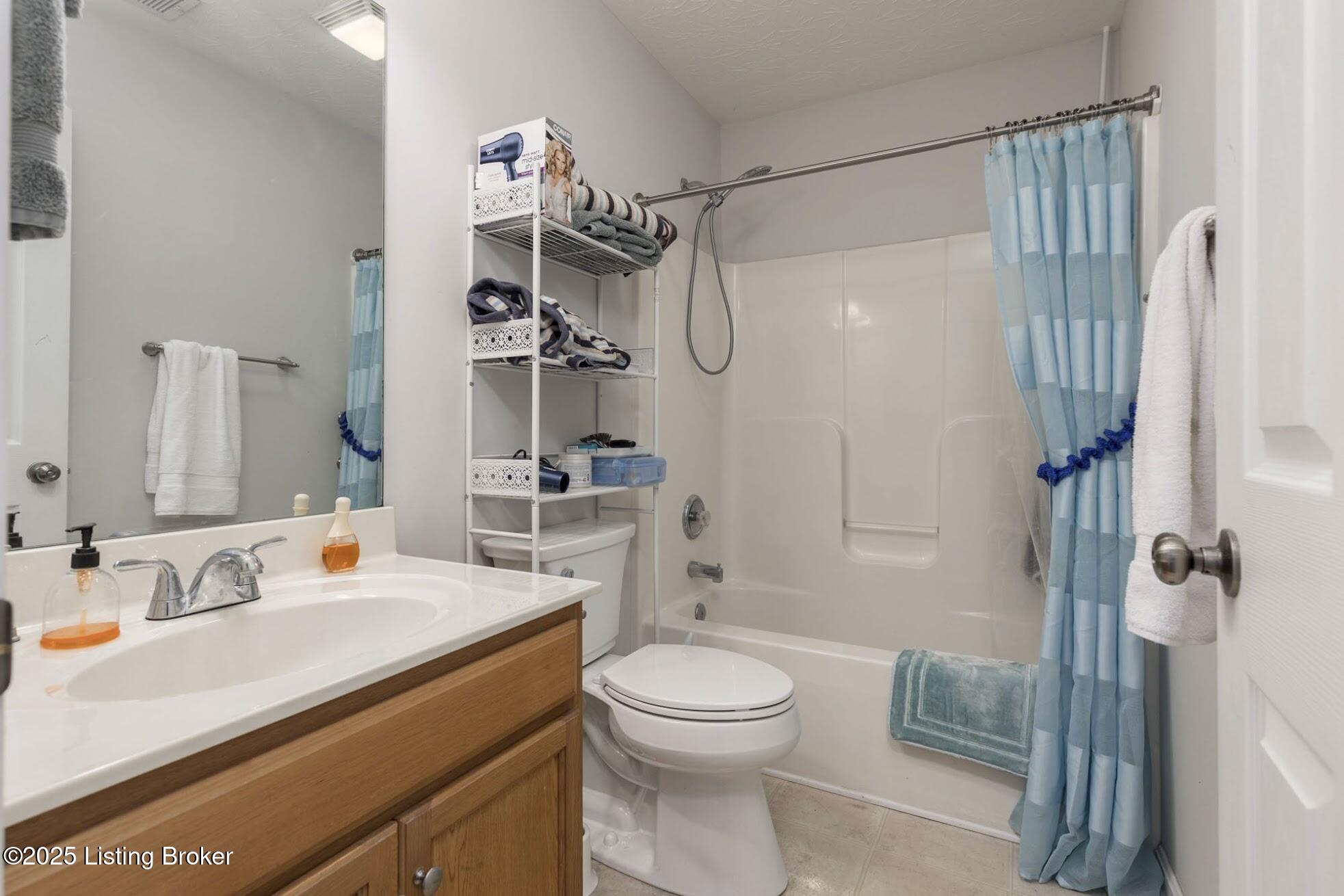 834 Tecumseh Dr