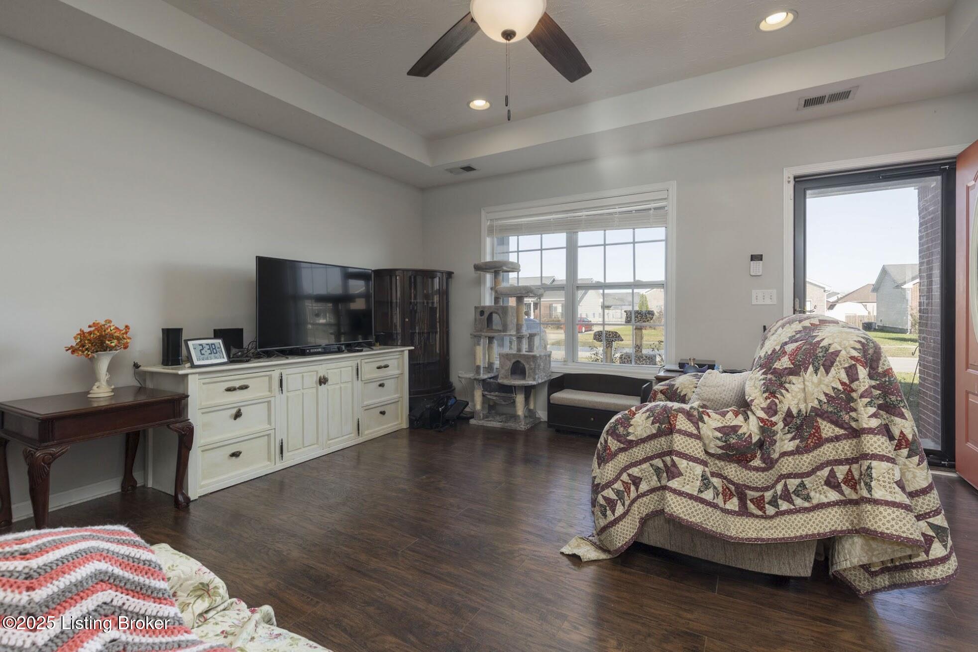 834 Tecumseh Dr