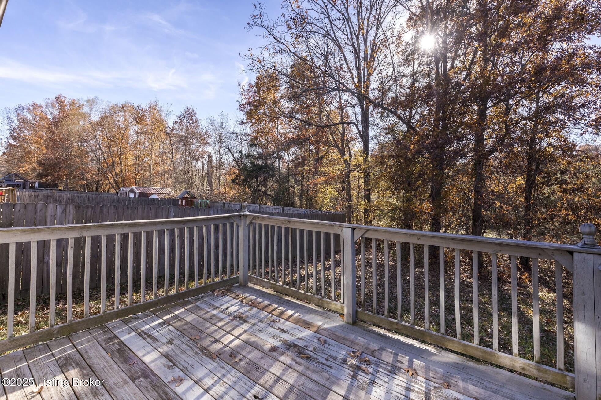 834 Tecumseh Dr