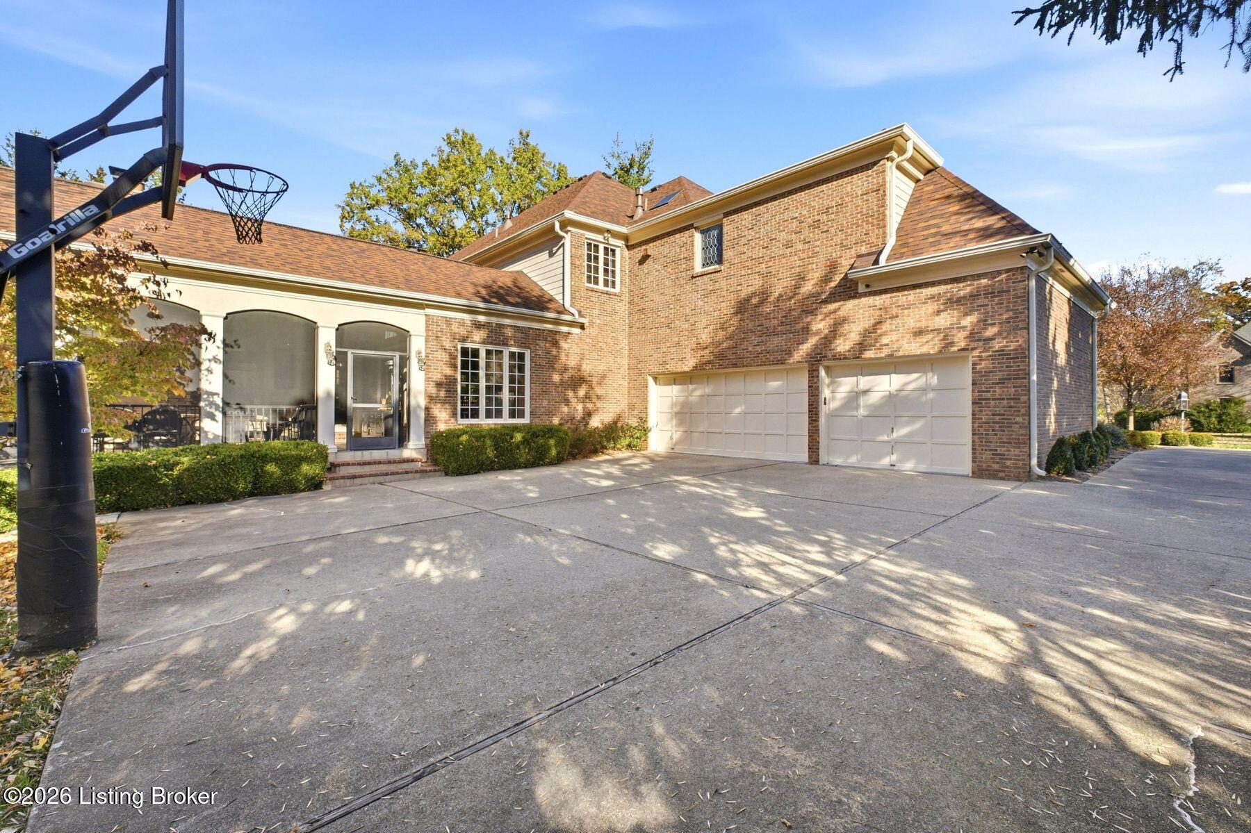 1402 Somerhill Way