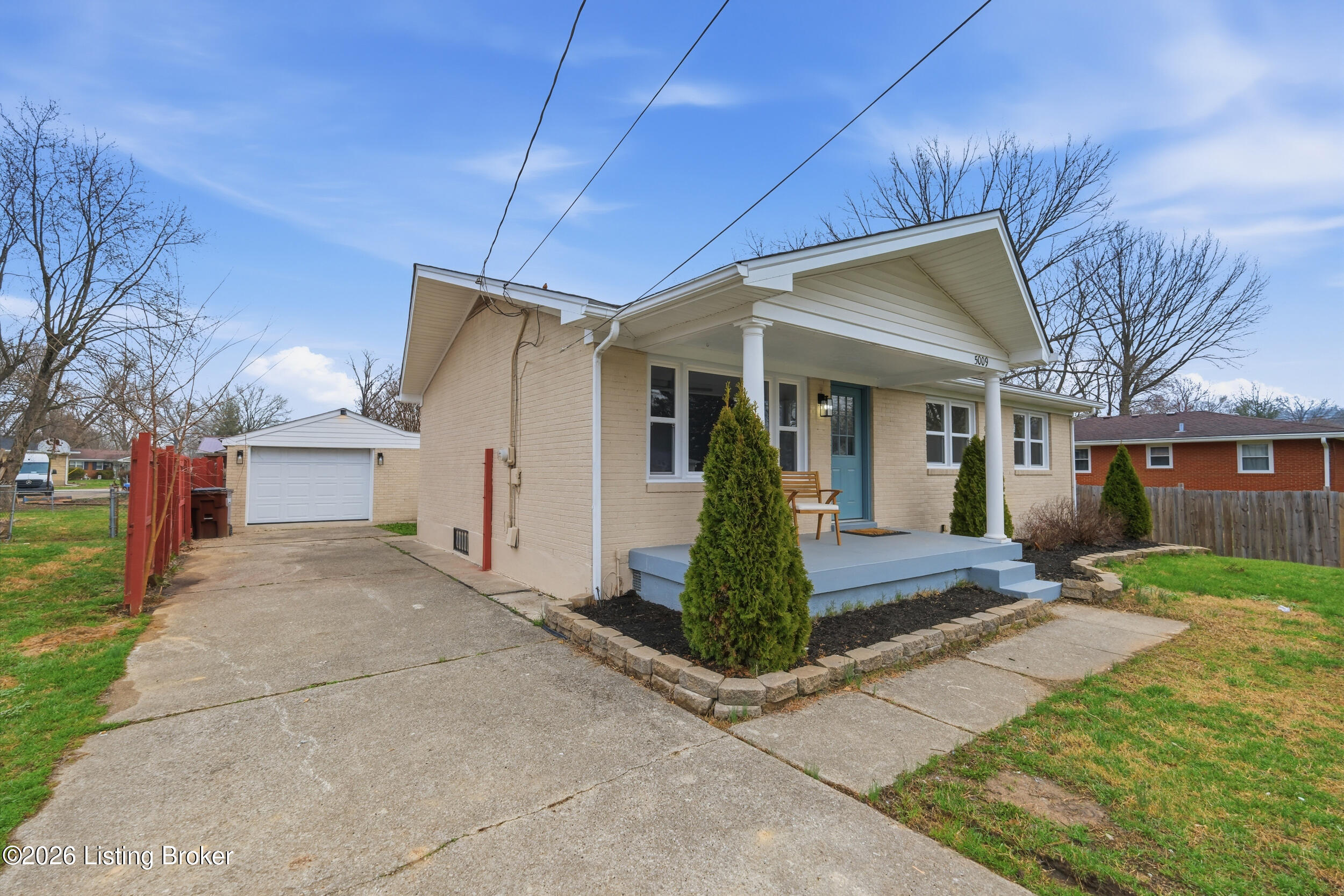 5009 Paramount Dr