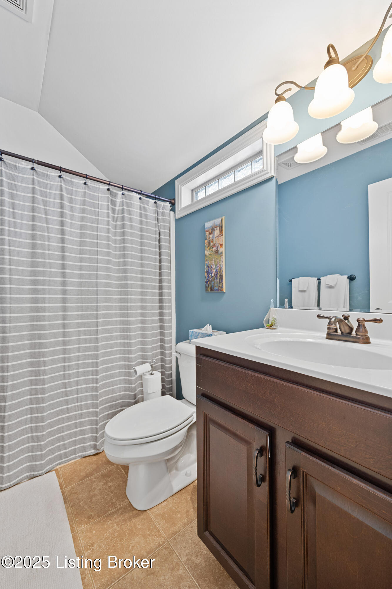 11101 Pebble Creek Dr