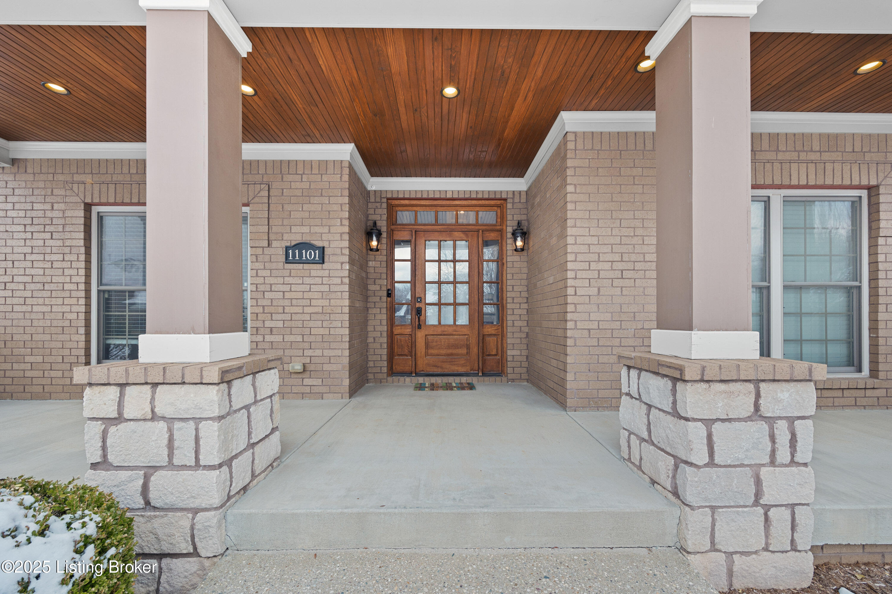 11101 Pebble Creek Dr