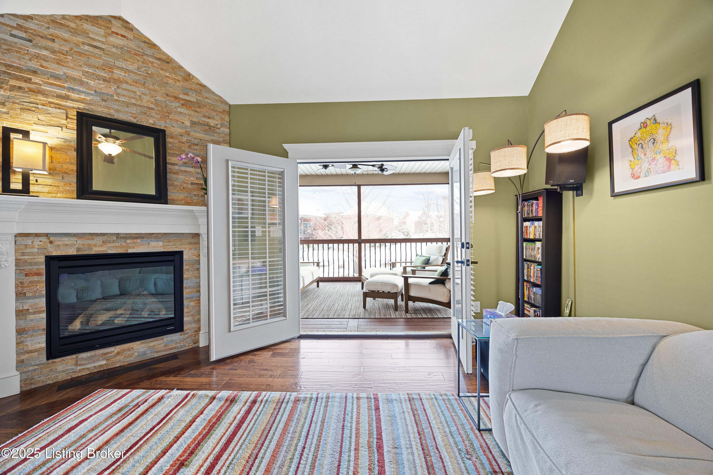 11101 Pebble Creek Dr